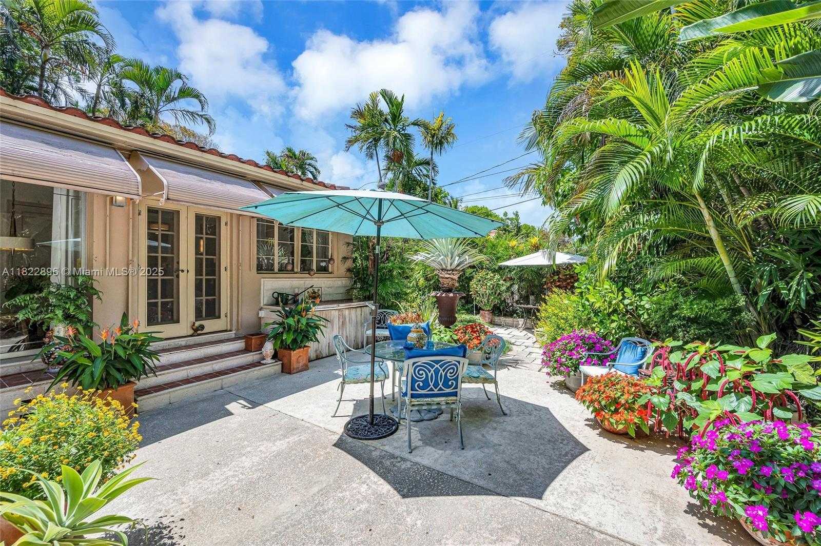 Small Image of 4187 SOUTH LE JEUNE RD, Miami Number 19