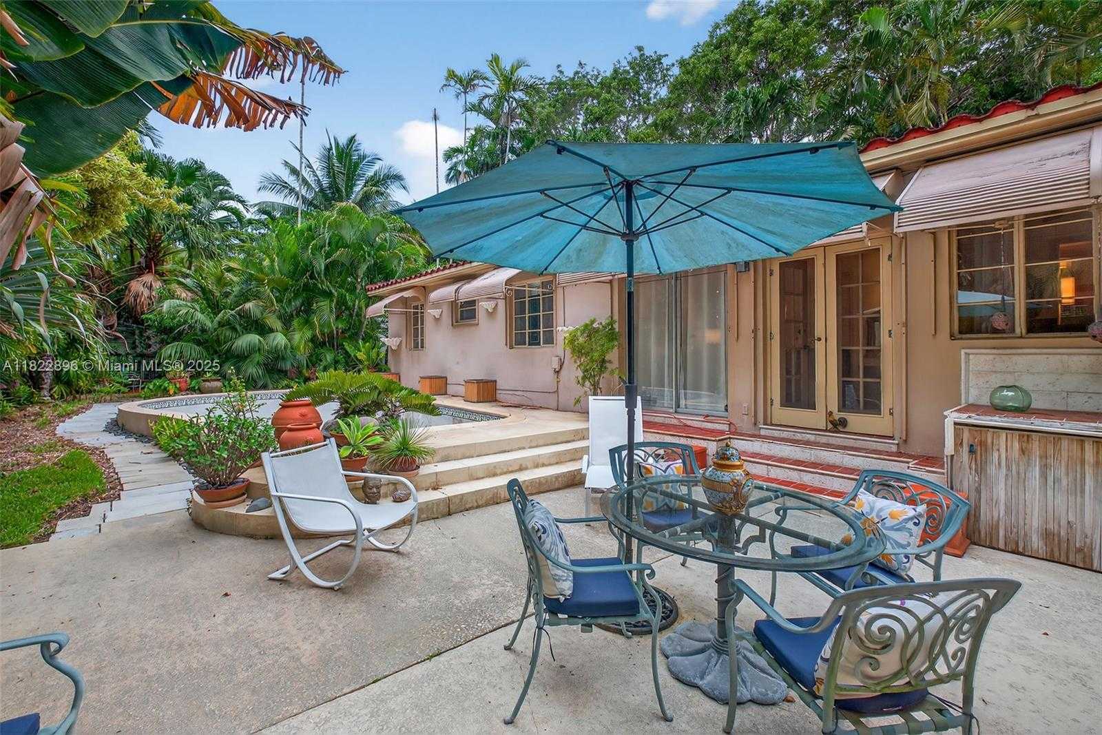 Small Image of 4187 SOUTH LE JEUNE RD, Miami Number 28