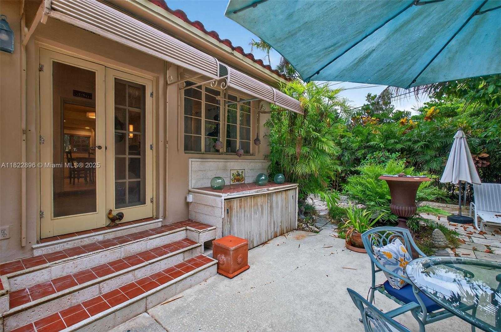 Small Image of 4187 SOUTH LE JEUNE RD, Miami Number 30