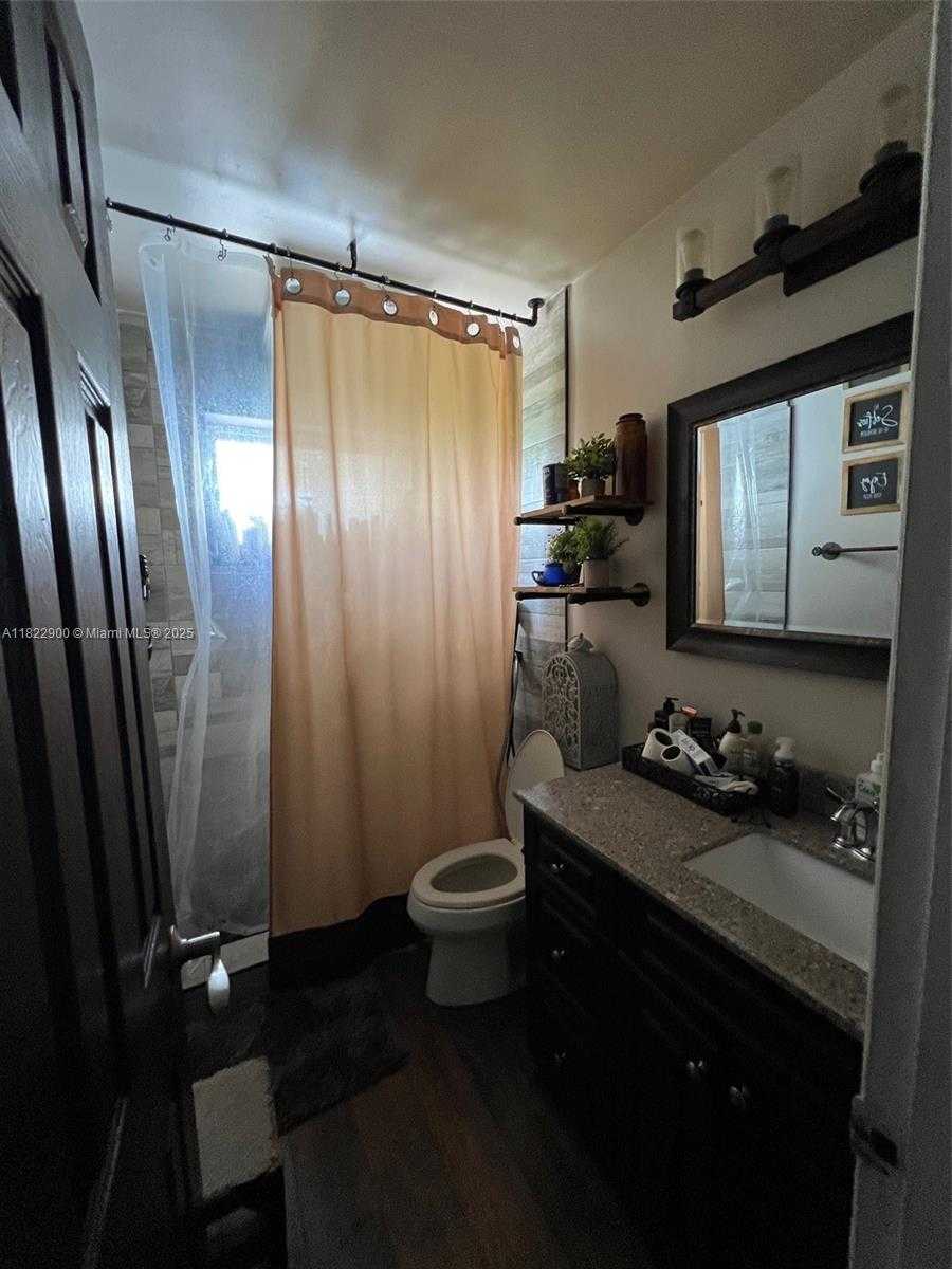 Small Image of 8230 NORTH WEST 15TH ST, Pembroke Pines Number 21