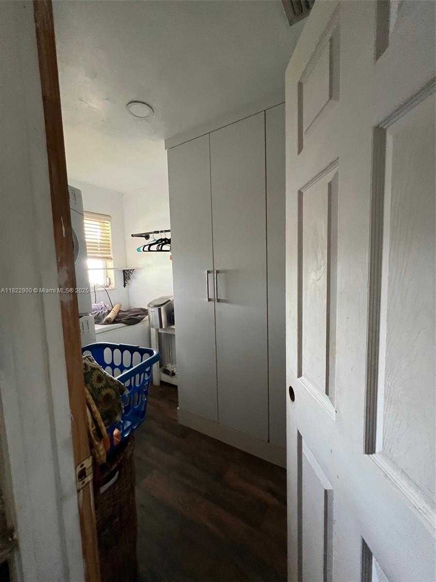 Small Image of 8230 NORTH WEST 15TH ST, Pembroke Pines Number 22