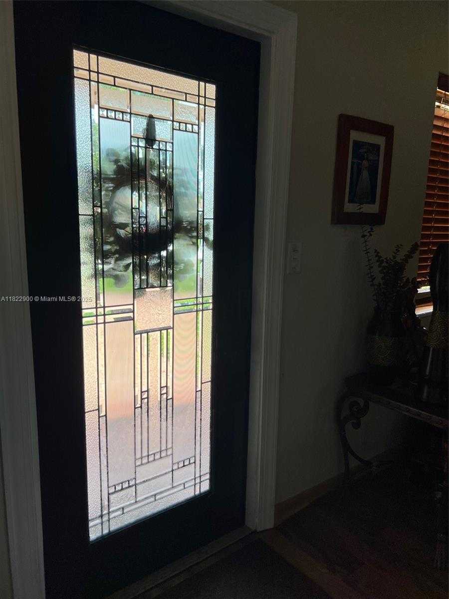Small Image of 8230 NORTH WEST 15TH ST, Pembroke Pines Number 5