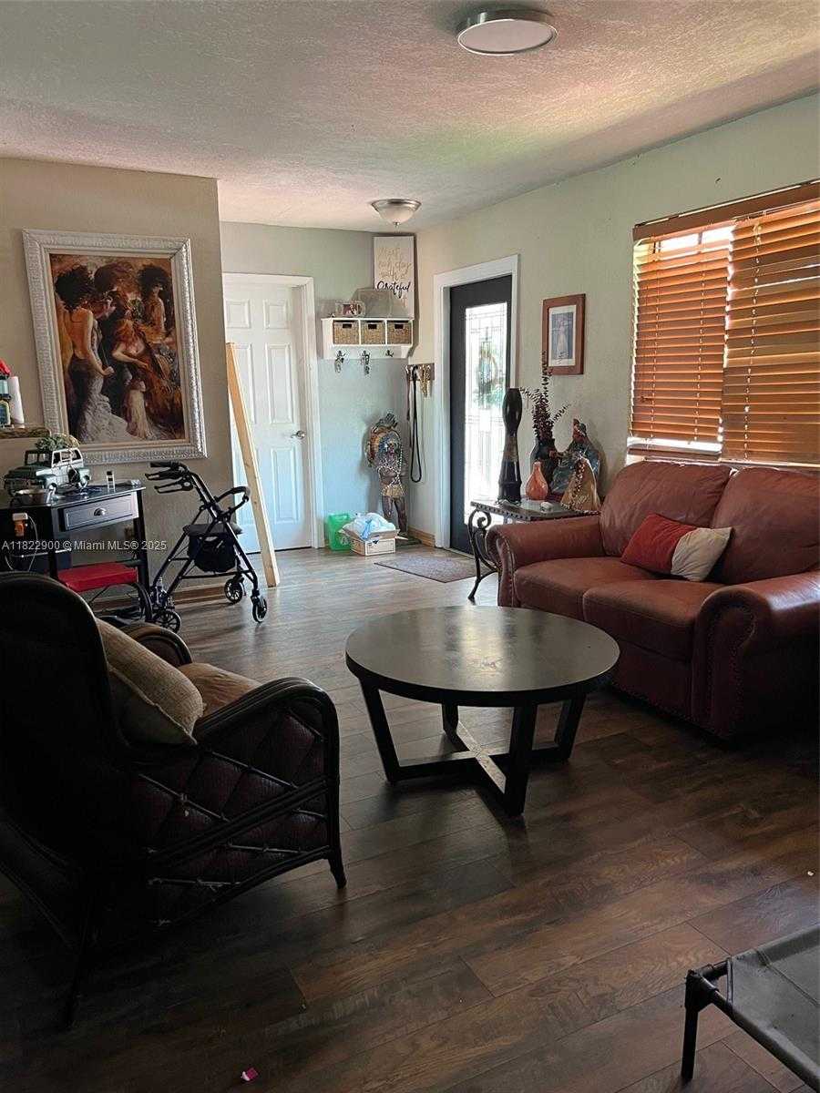 Small Image of 8230 NORTH WEST 15TH ST, Pembroke Pines Number 8