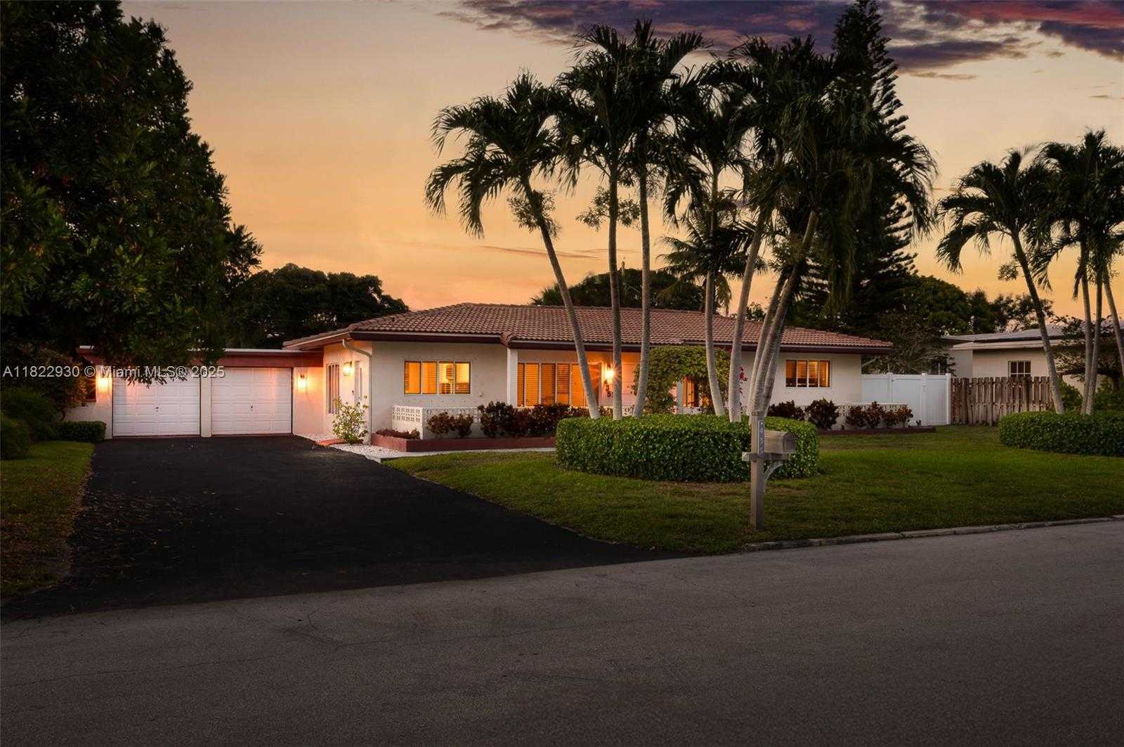 Small Image of 435 NORTH EAST 36TH ST, Boca Raton Number 5
