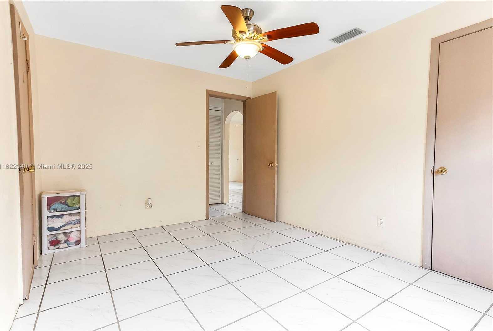 Small Image of 1311 SOUTH WEST 33RD TER, Fort Lauderdale Number 25