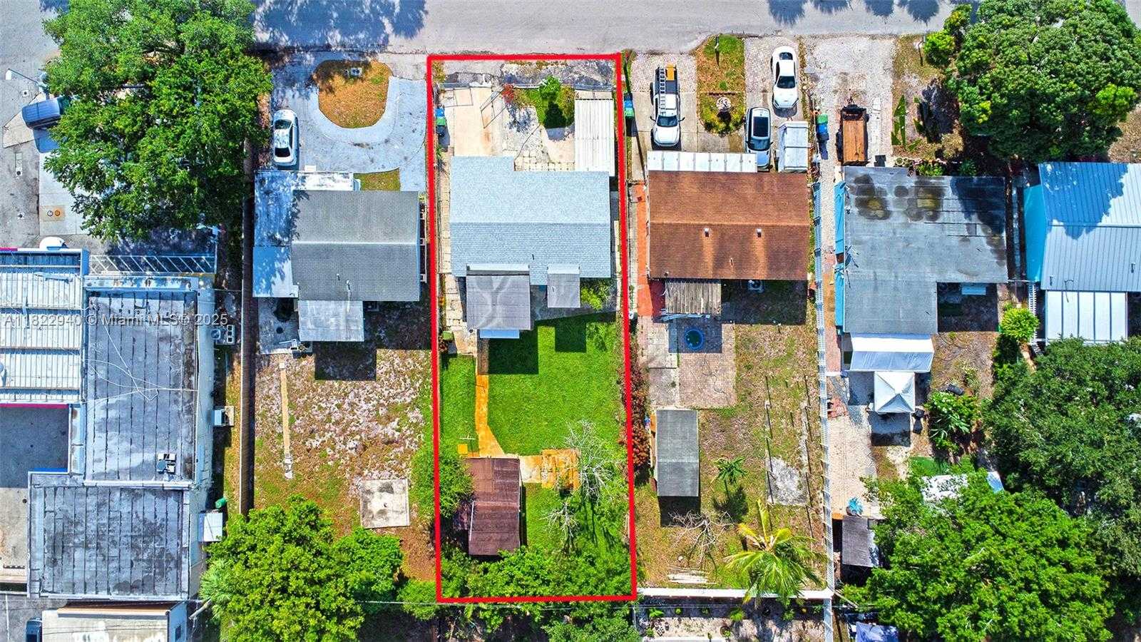 Small Image of 1311 SOUTH WEST 33RD TER, Fort Lauderdale Number 43