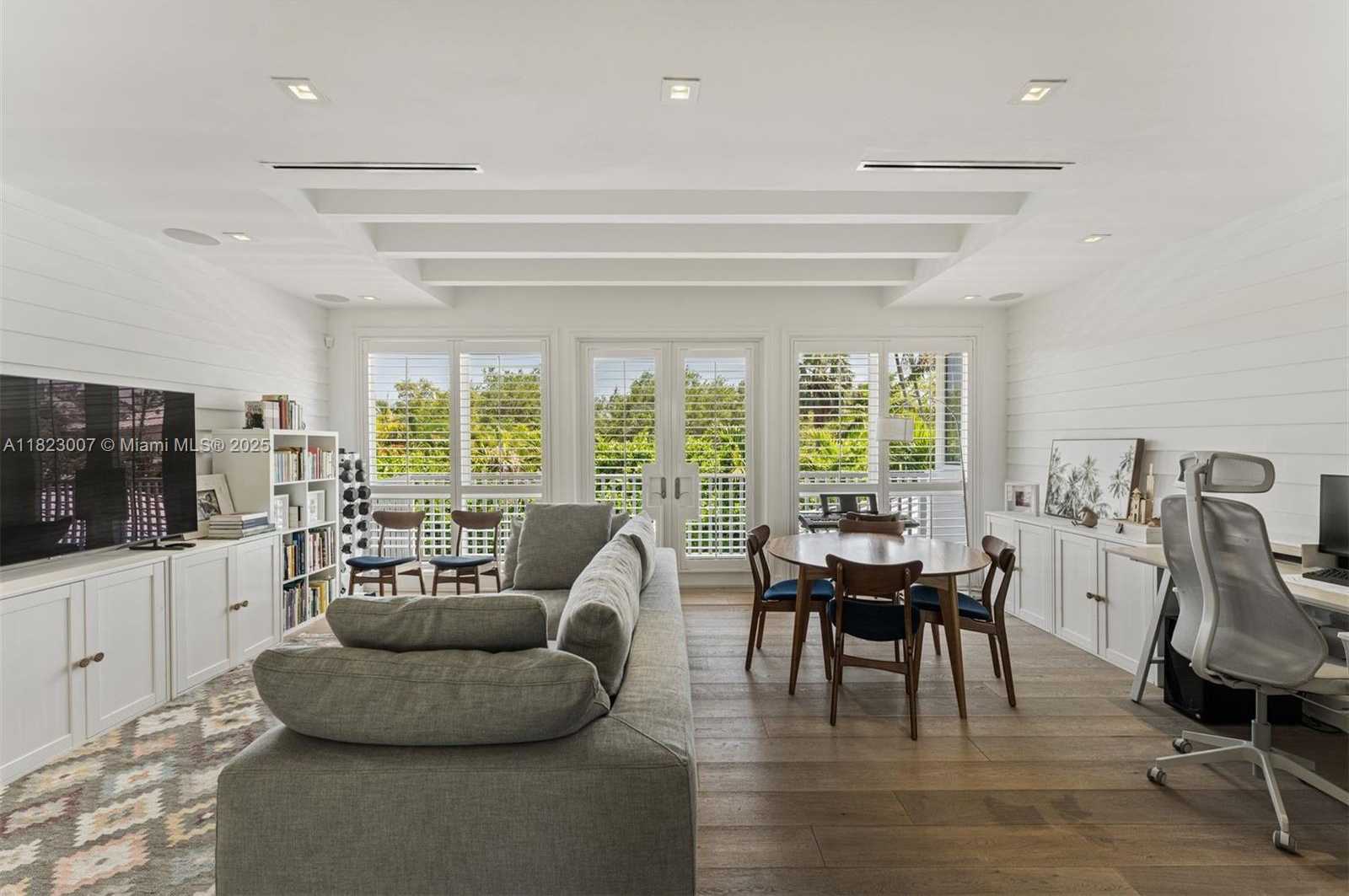 Small Image of 220 CYPRESS DR, Key Biscayne Number 20