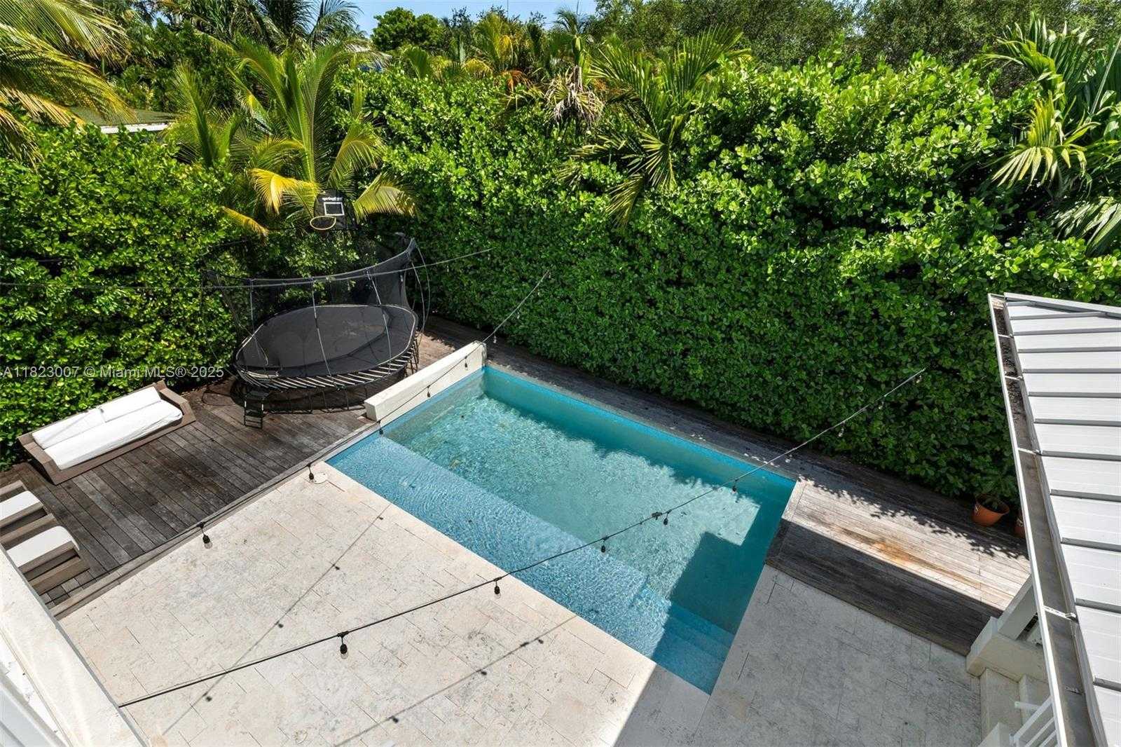 Small Image of 220 CYPRESS DR, Key Biscayne Number 43