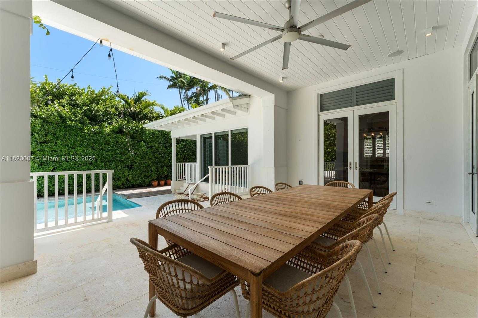 Small Image of 220 CYPRESS DR, Key Biscayne Number 49