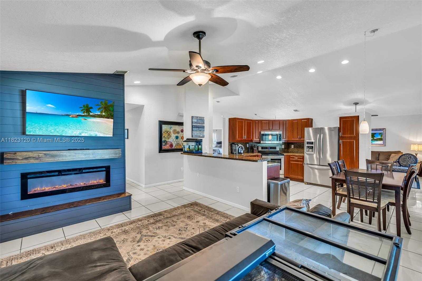 Small Image of 16260 LA COSTA DR, Weston Number 16