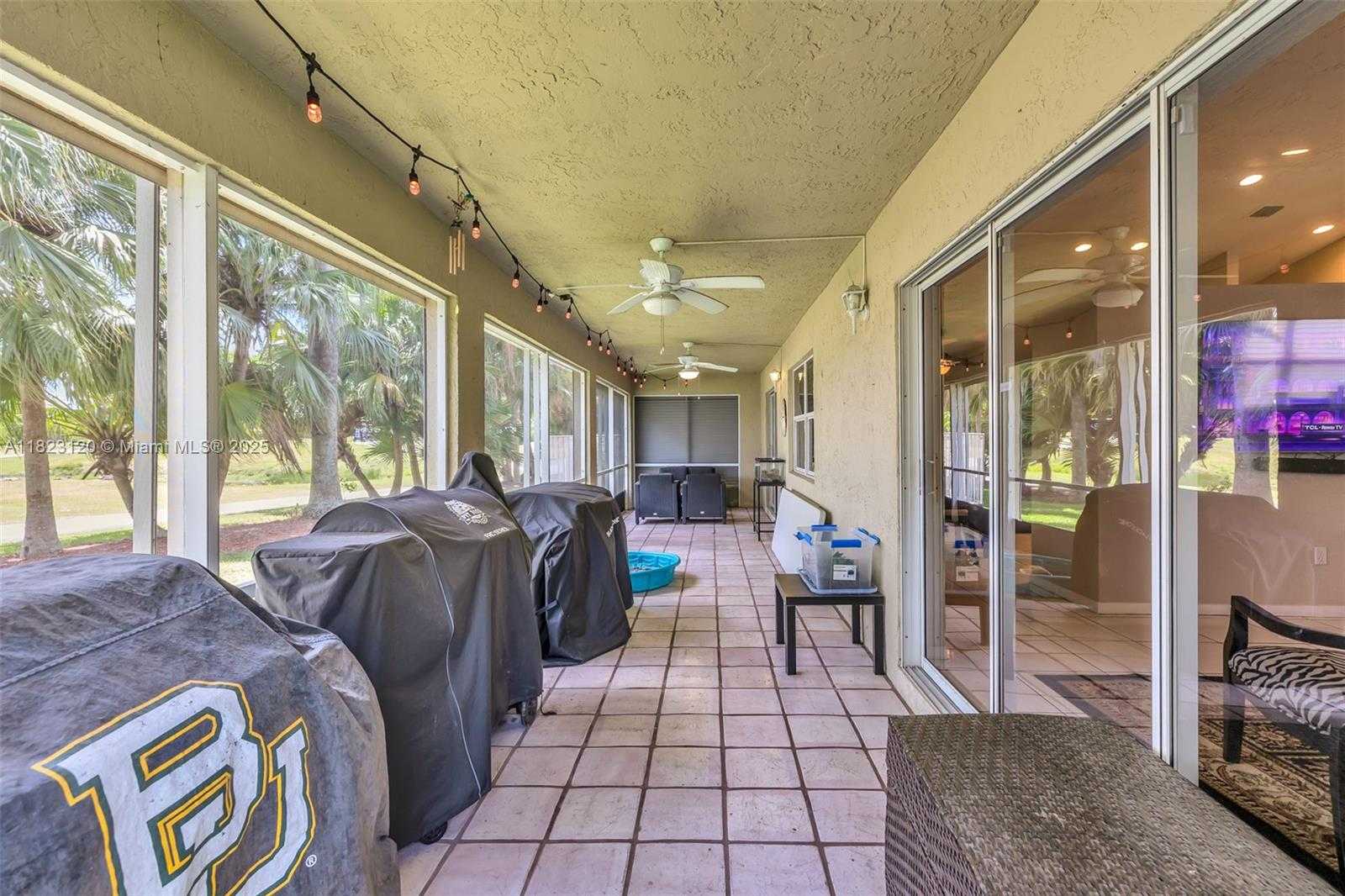 Small Image of 16260 LA COSTA DR, Weston Number 26