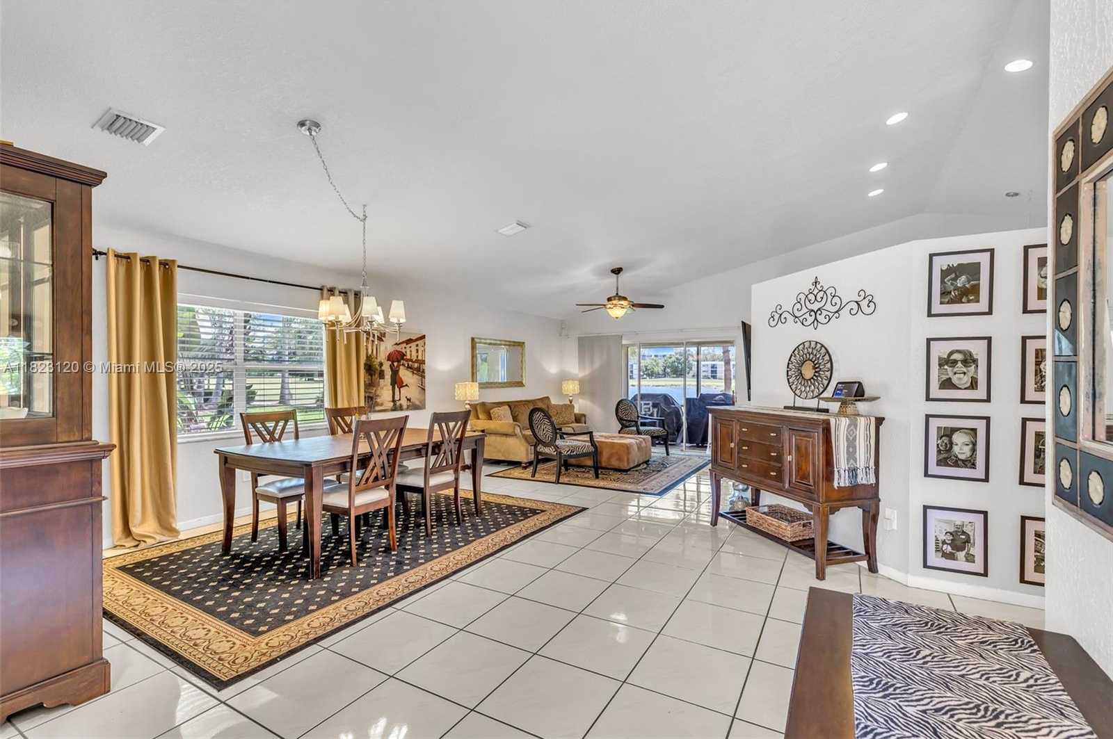 Small Image of 16260 LA COSTA DR, Weston Number 3