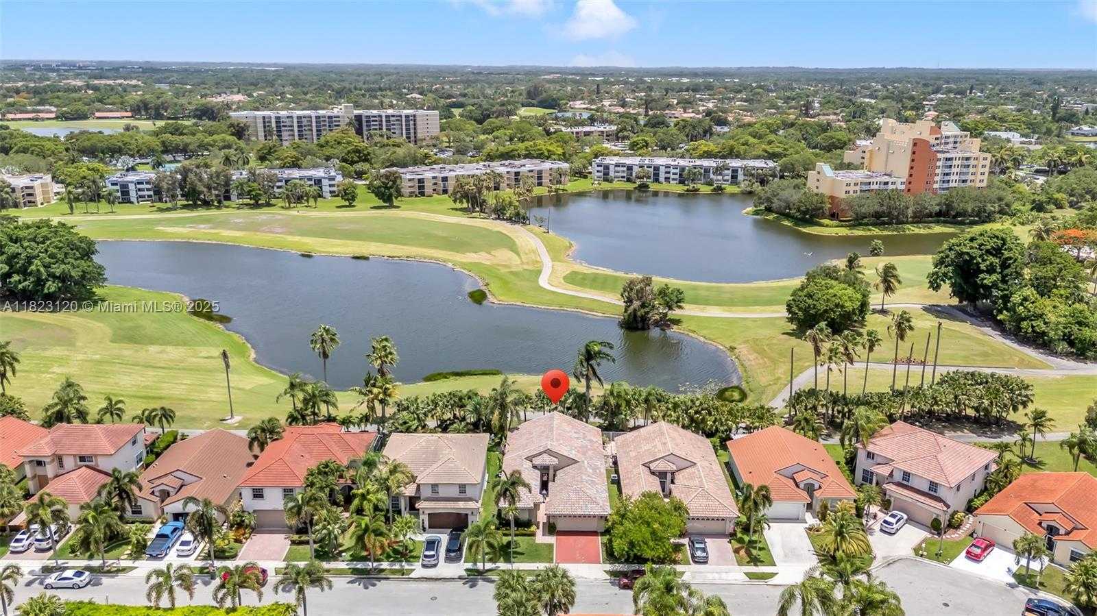 Small Image of 16260 LA COSTA DR, Weston Number 34