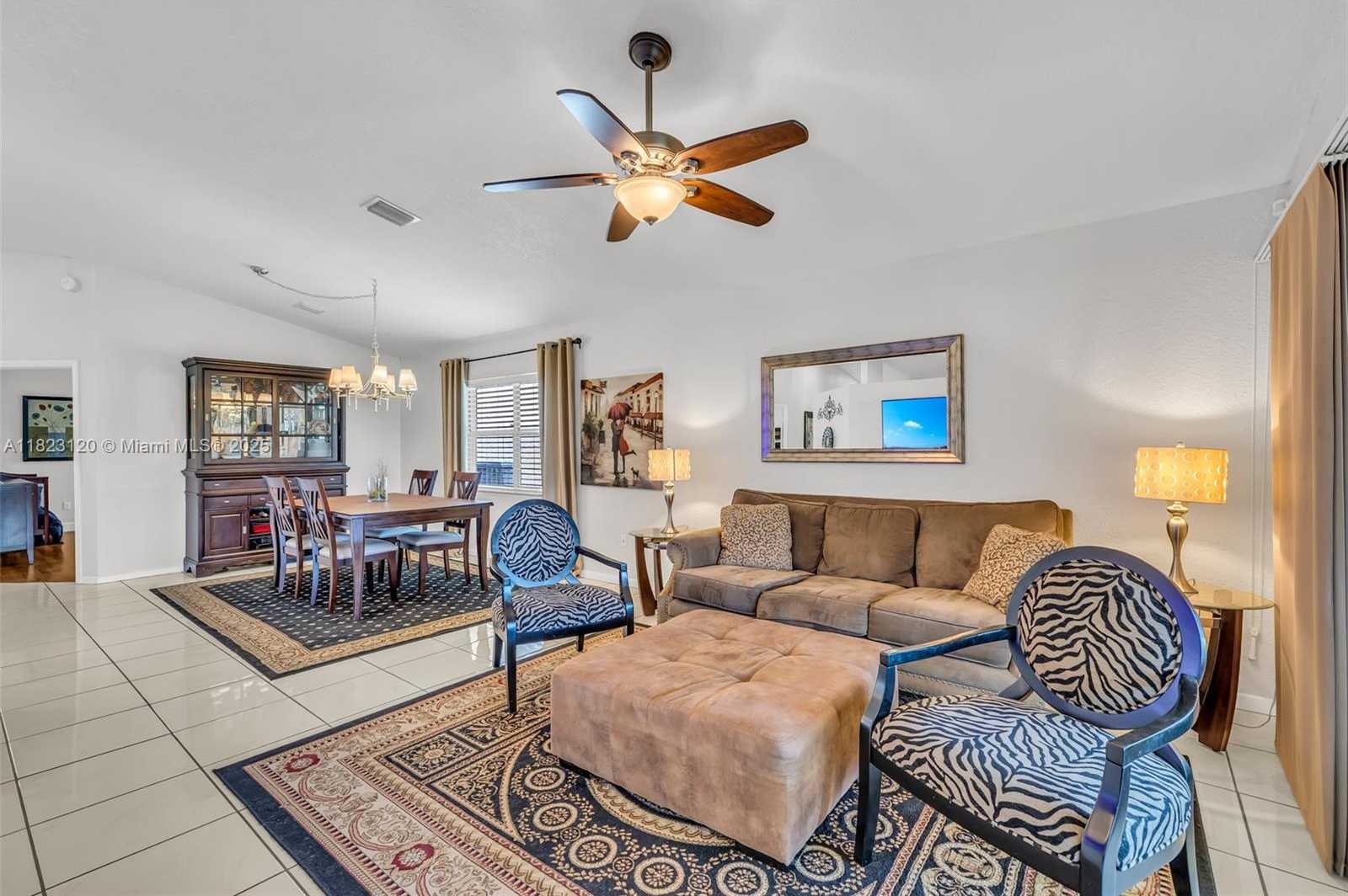 Small Image of 16260 LA COSTA DR, Weston Number 8