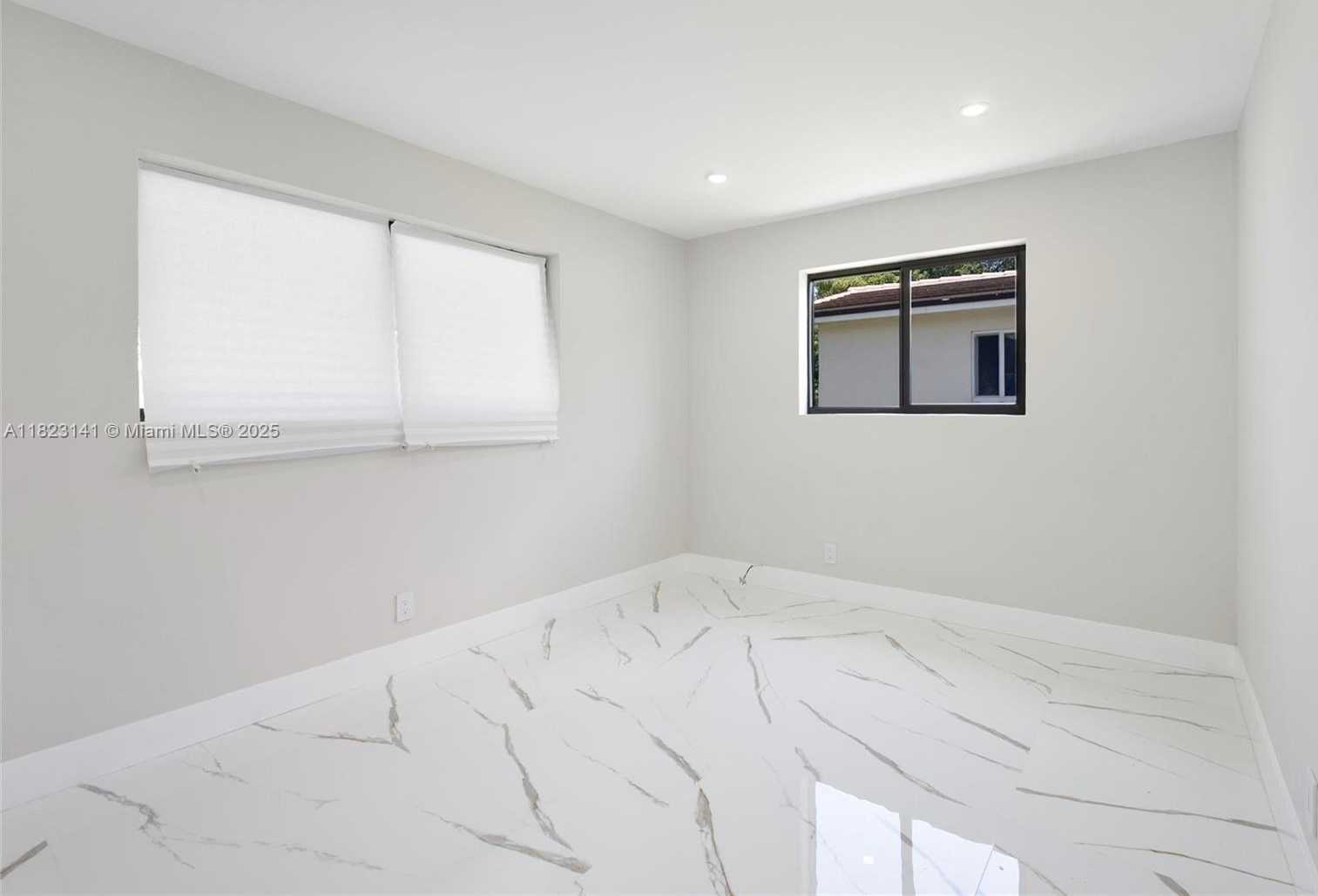 Small Image of 4300 MONROE ST, Hollywood Number 21