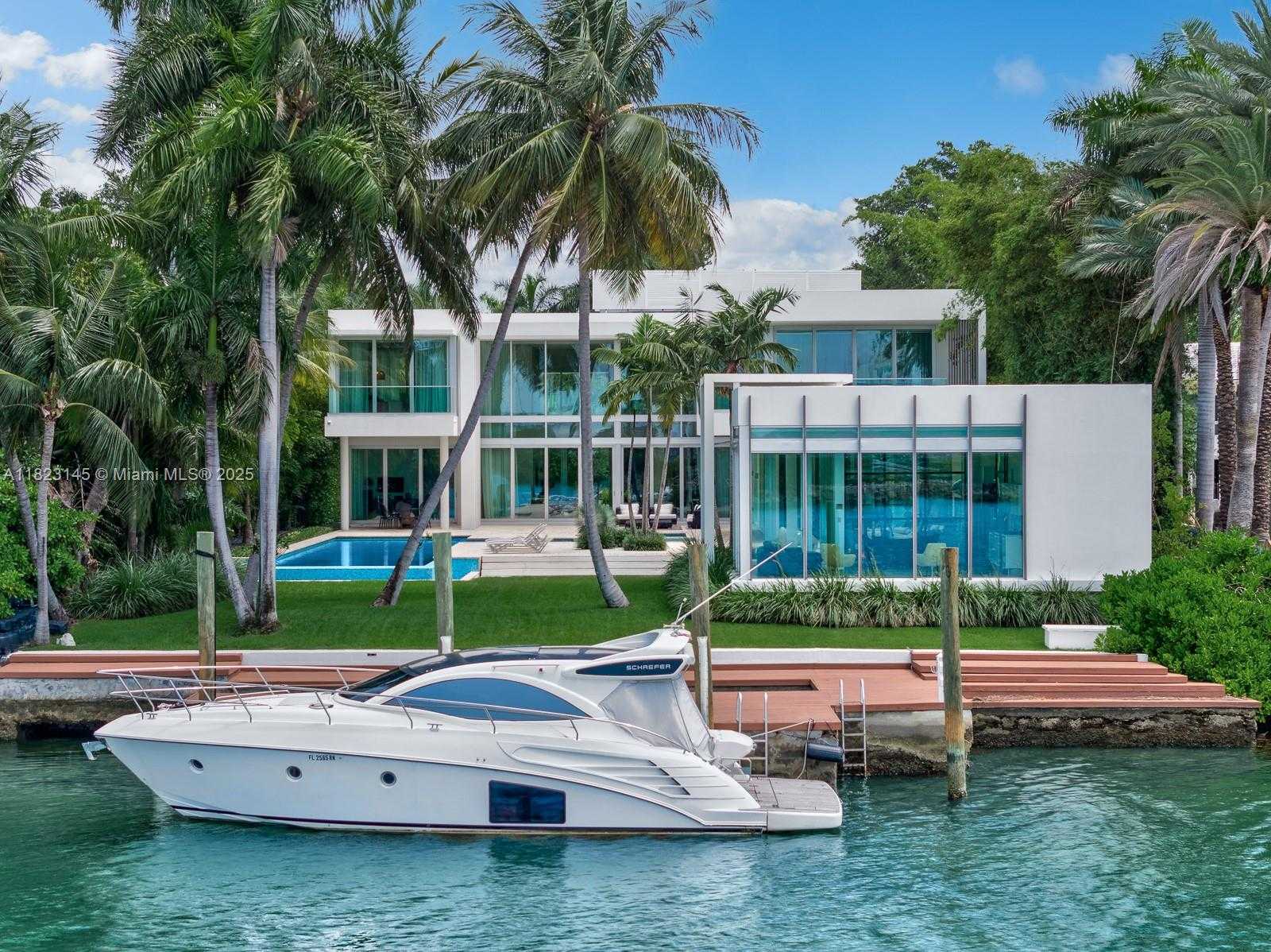 Small Image of 30 PALM AVE, Miami Beach Number 12