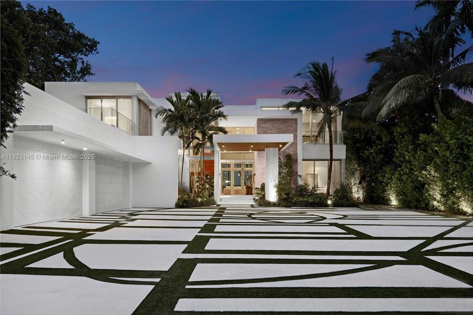 Small Image of 30 PALM AVE, Miami Beach Number 2
