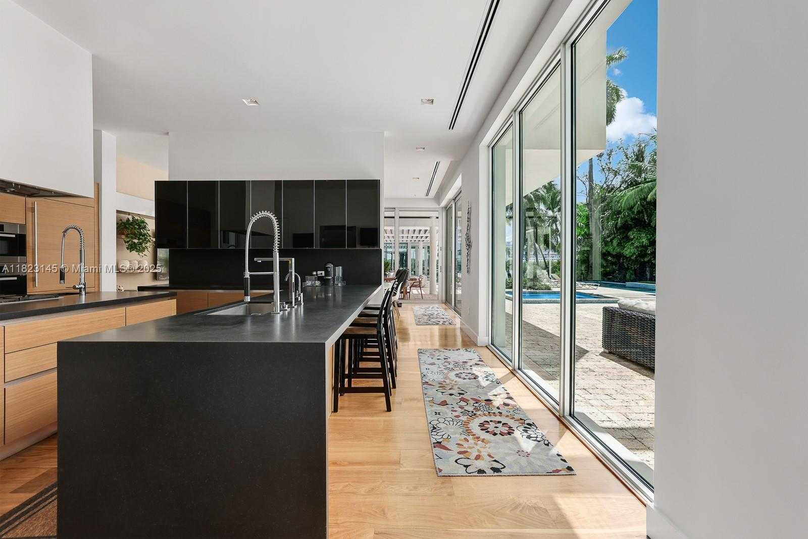 Small Image of 30 PALM AVE, Miami Beach Number 26
