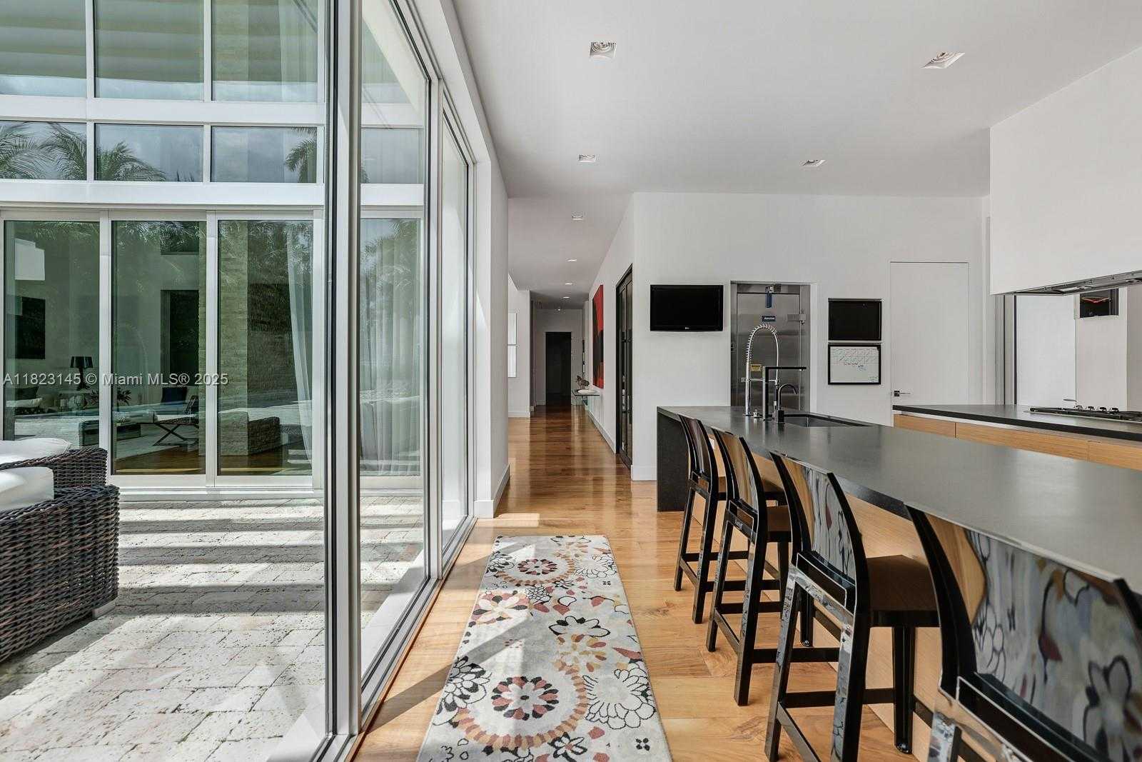 Small Image of 30 PALM AVE, Miami Beach Number 28