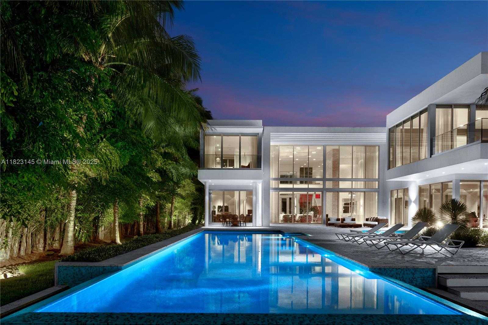 Small Image of 30 PALM AVE, Miami Beach Number 8