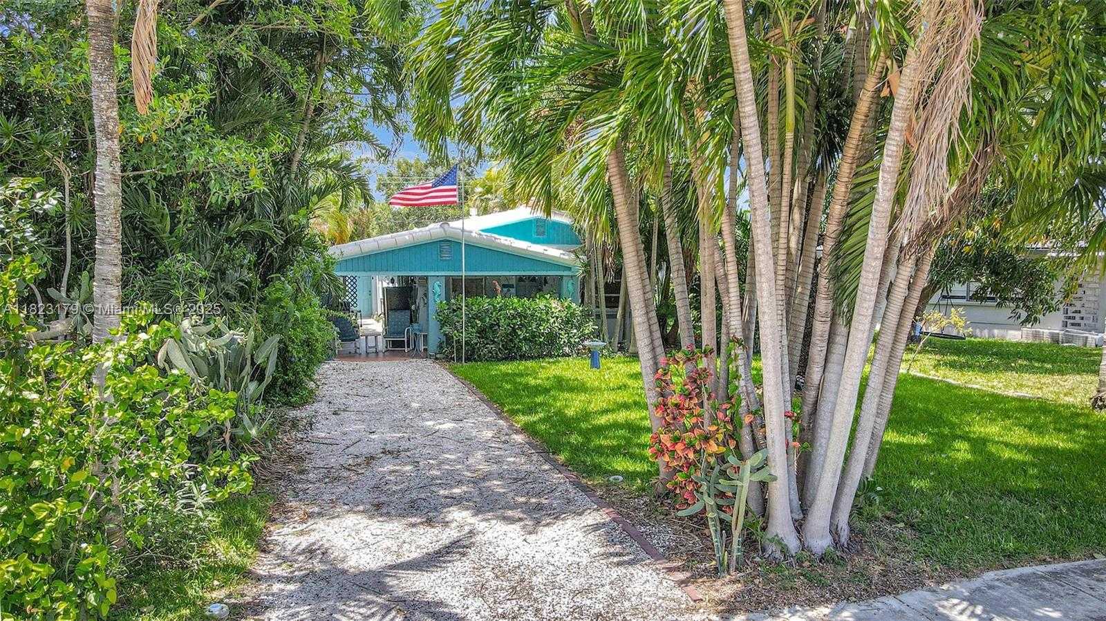 Small Image of 1991 NORTH EAST 178TH ST, North Miami Beach Number 25