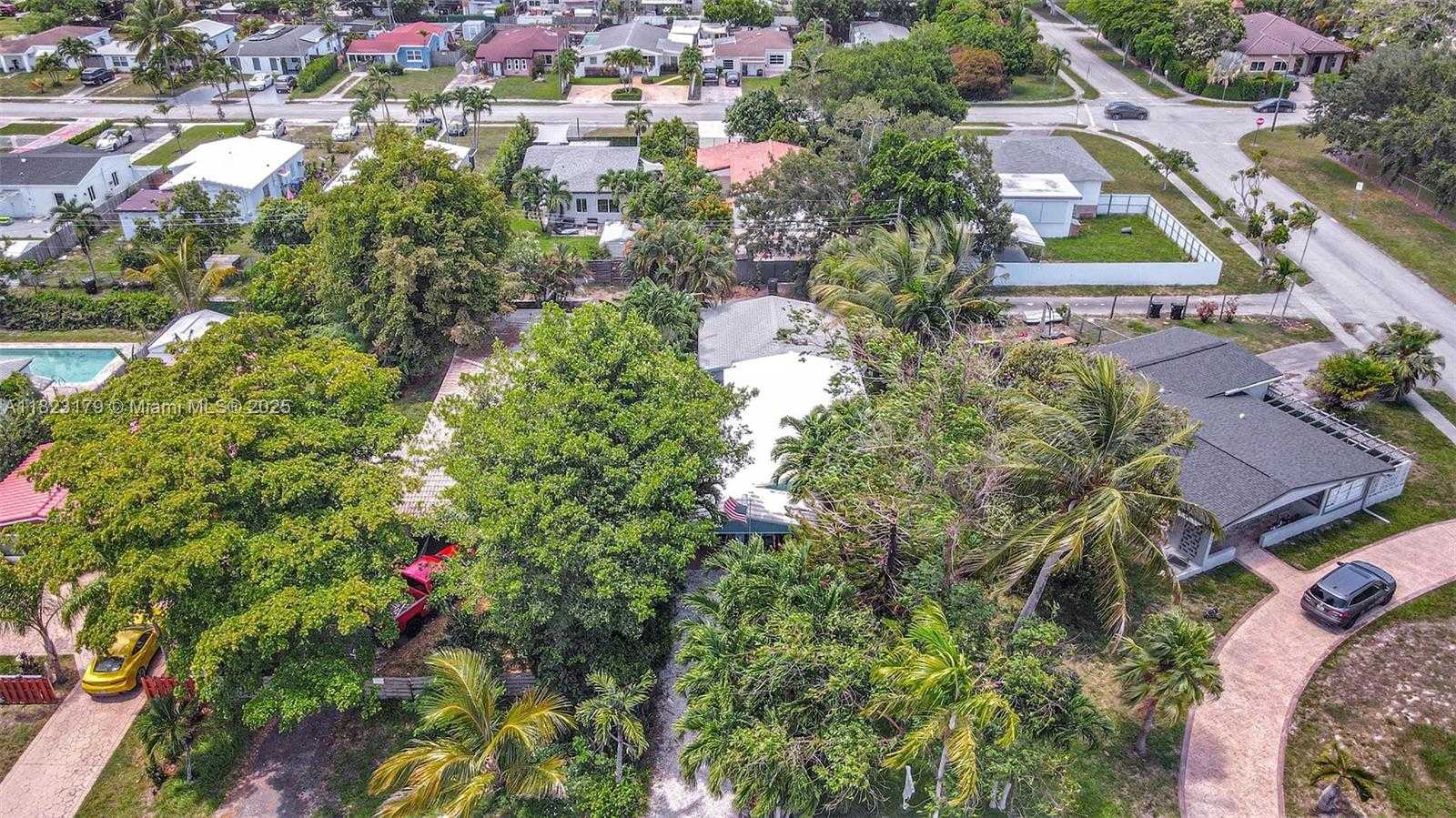 Small Image of 1991 NORTH EAST 178TH ST, North Miami Beach Number 40