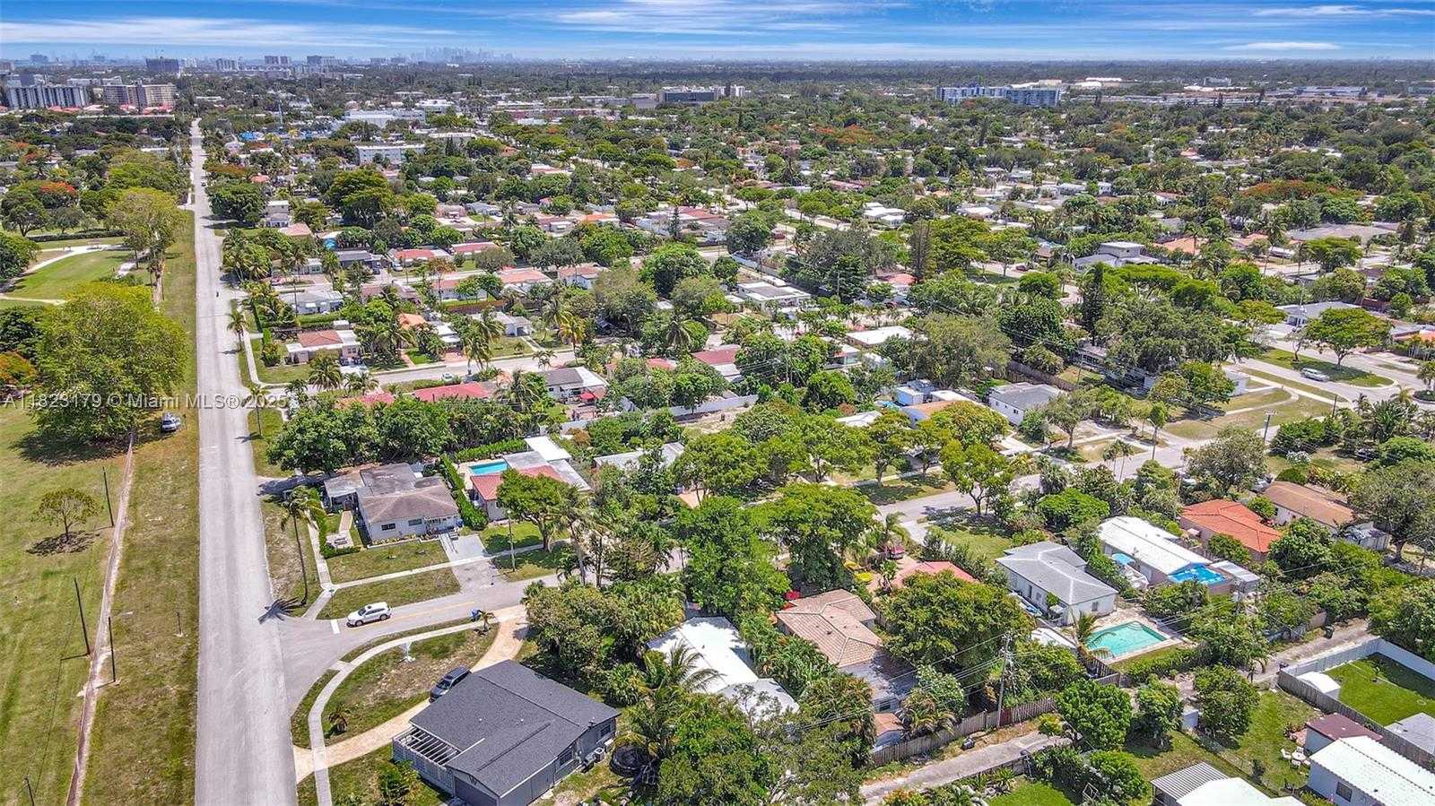 Small Image of 1991 NORTH EAST 178TH ST, North Miami Beach Number 45