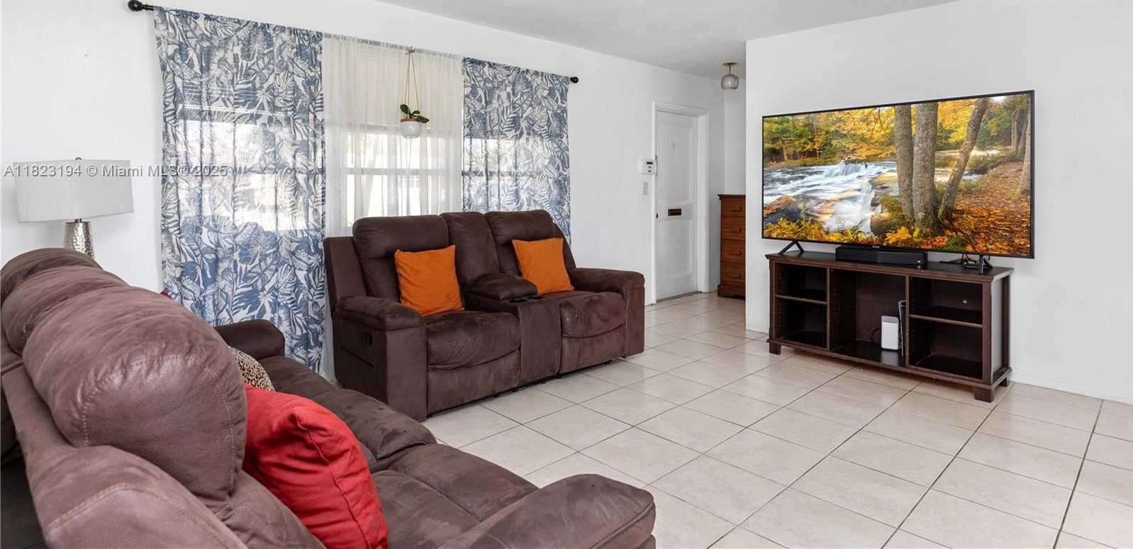 Small Image of 8851 NORTH WEST 12TH ST, Pembroke Pines Number 7