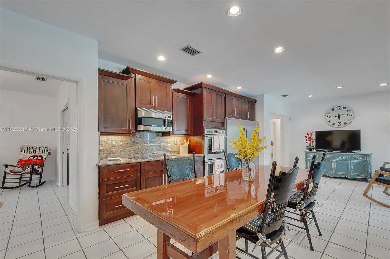 Small Image of 7340 SOUTH WEST 123RD TER, Pinecrest Number 11