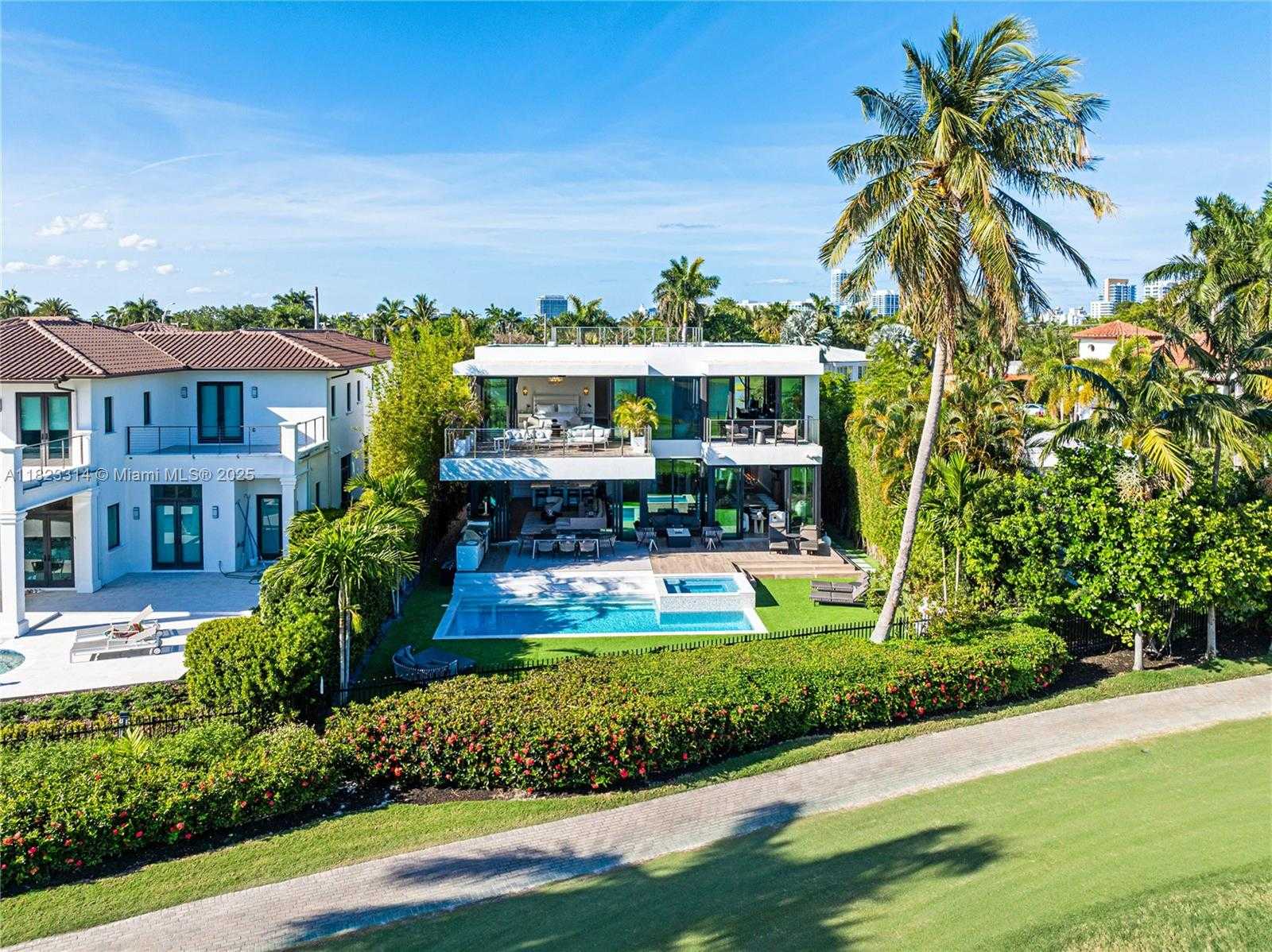 Small Image of 450 WEST 62ND ST, Miami Beach Number 32