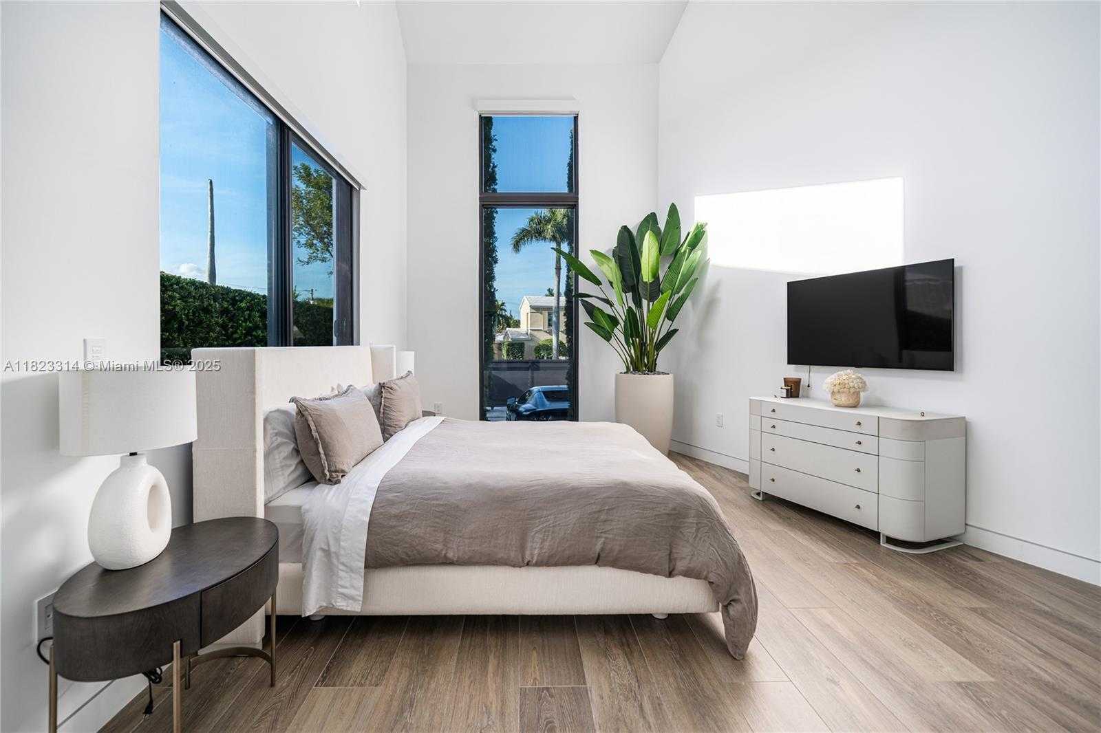 Small Image of 450 WEST 62ND ST, Miami Beach Number 40