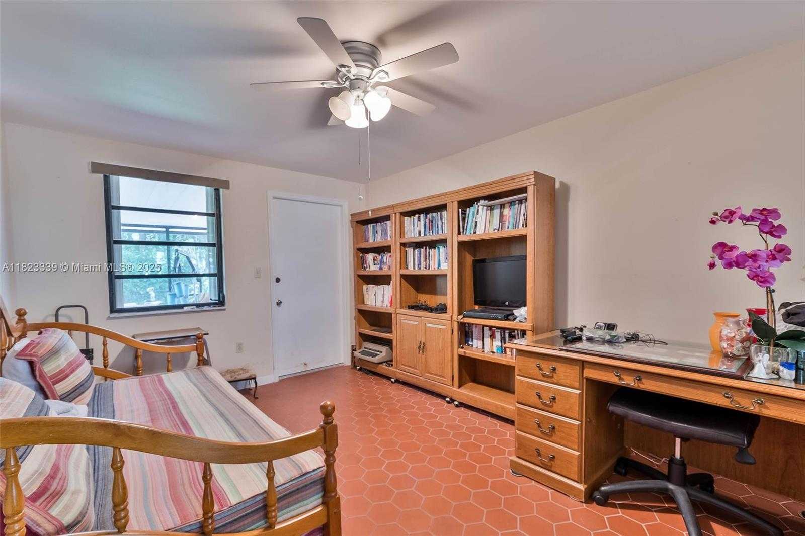 Small Image of 9064 GARLAND AVE, Surfside Number 16