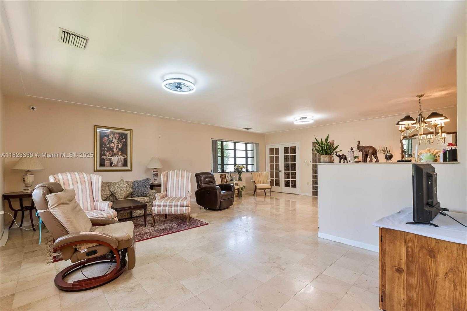 Small Image of 9064 GARLAND AVE, Surfside Number 2