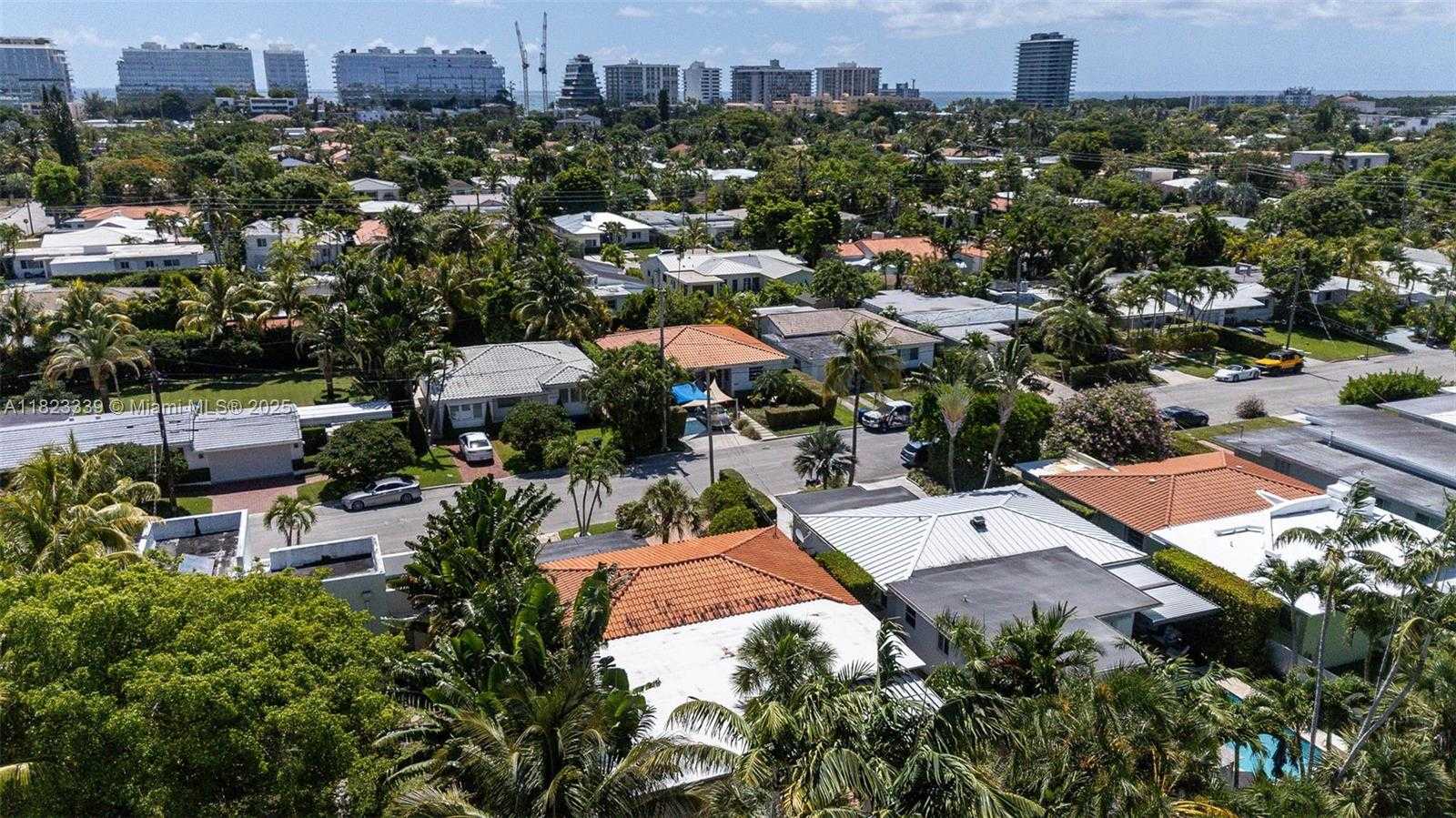 Small Image of 9064 GARLAND AVE, Surfside Number 27