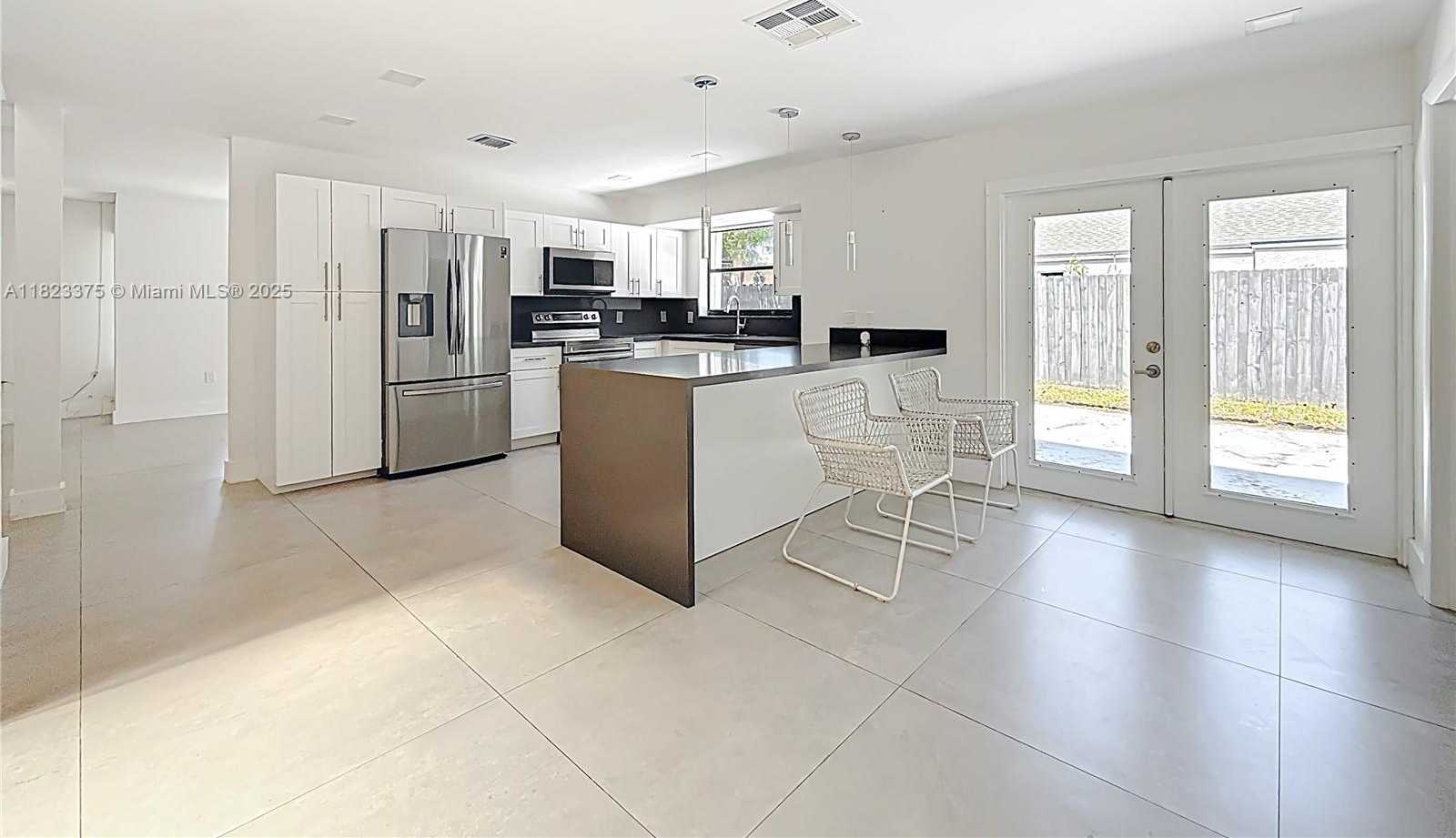 Small Image of 4996 SOUTH WEST 95TH AVE, Cooper City Number 23