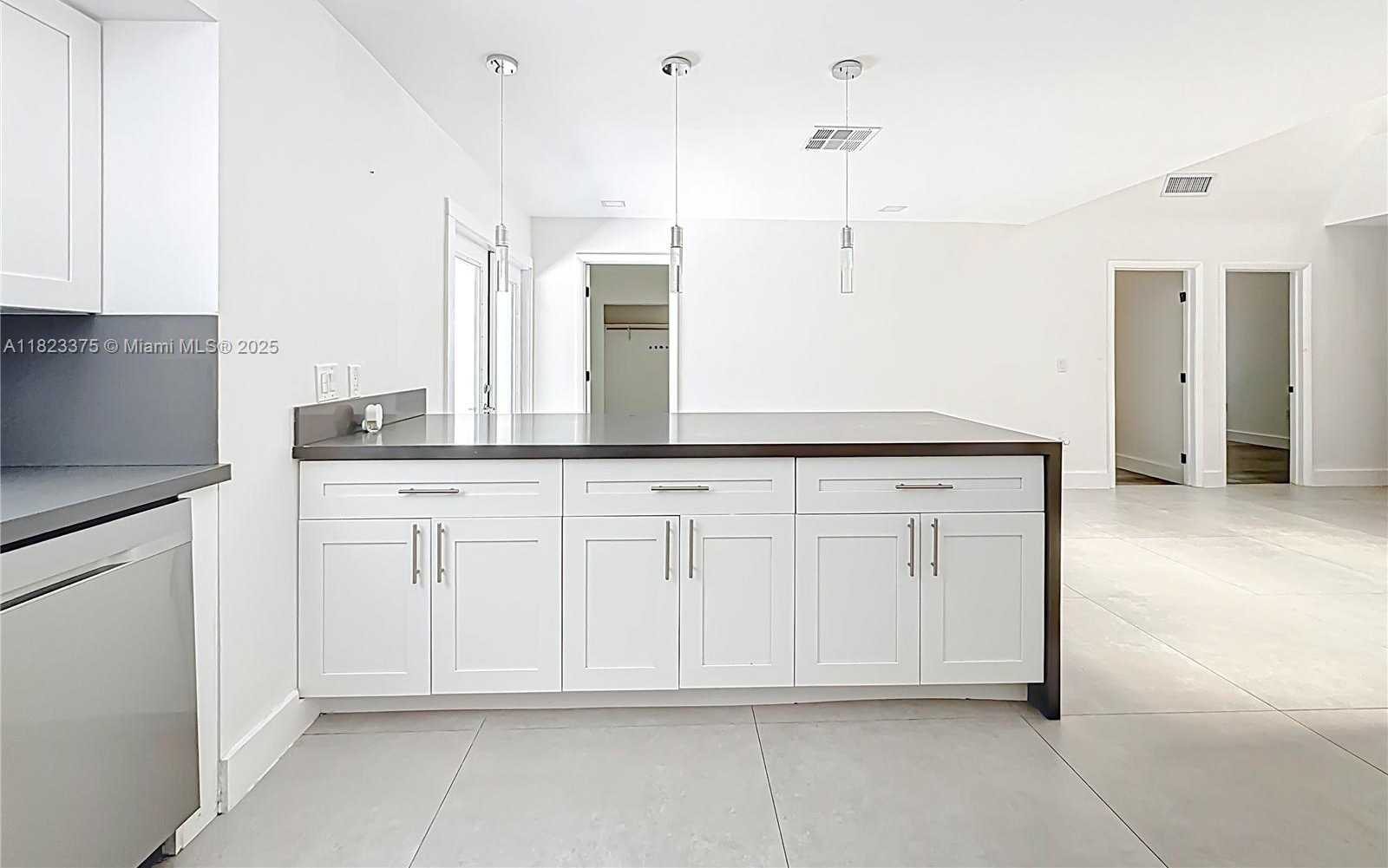 Small Image of 4996 SOUTH WEST 95TH AVE, Cooper City Number 24