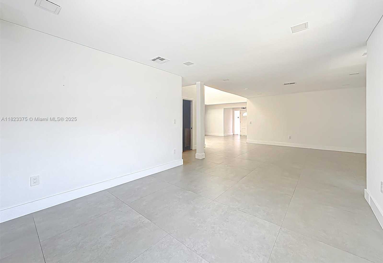 Small Image of 4996 SOUTH WEST 95TH AVE, Cooper City Number 25