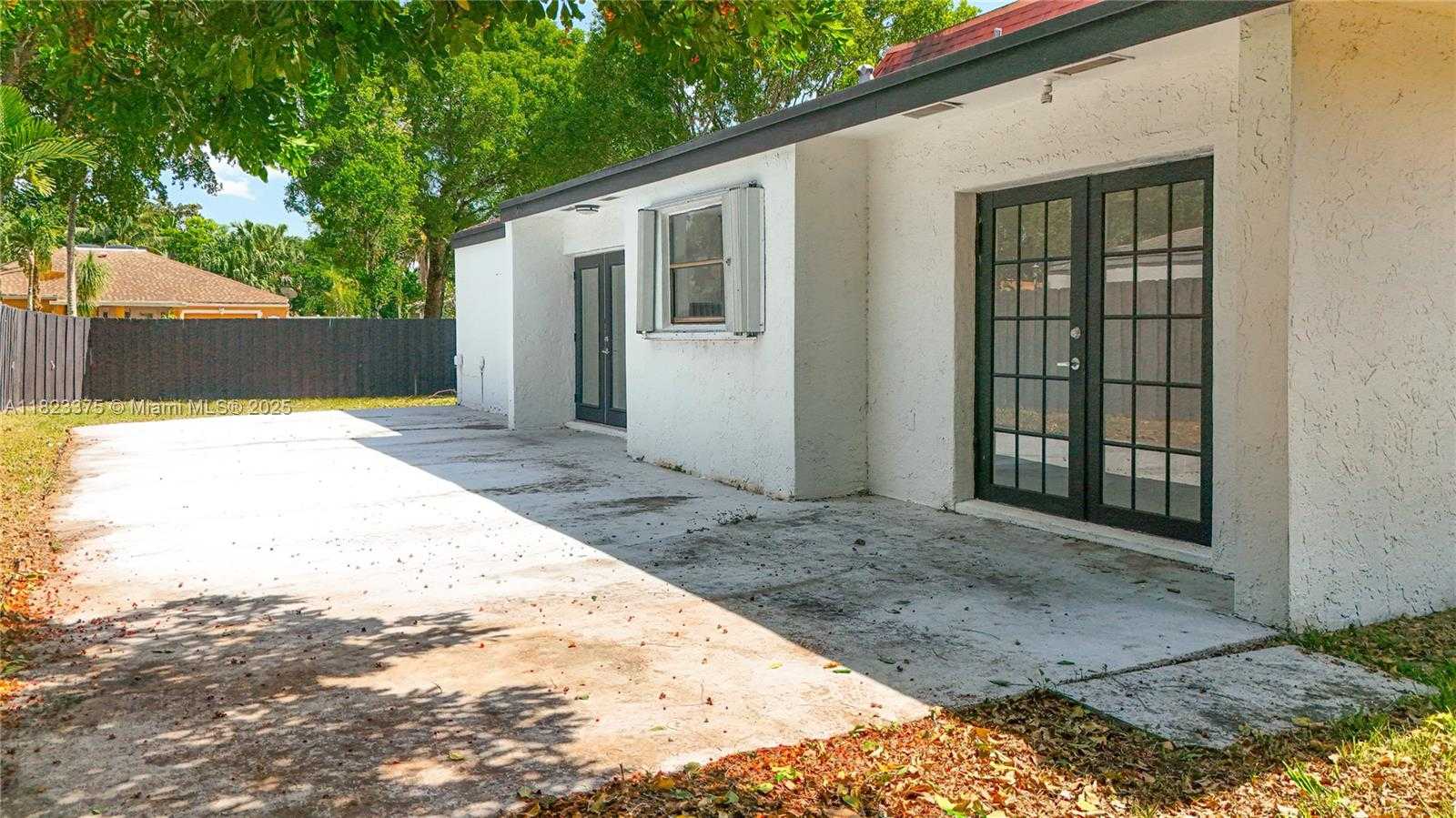 Small Image of 4996 SOUTH WEST 95TH AVE, Cooper City Number 37