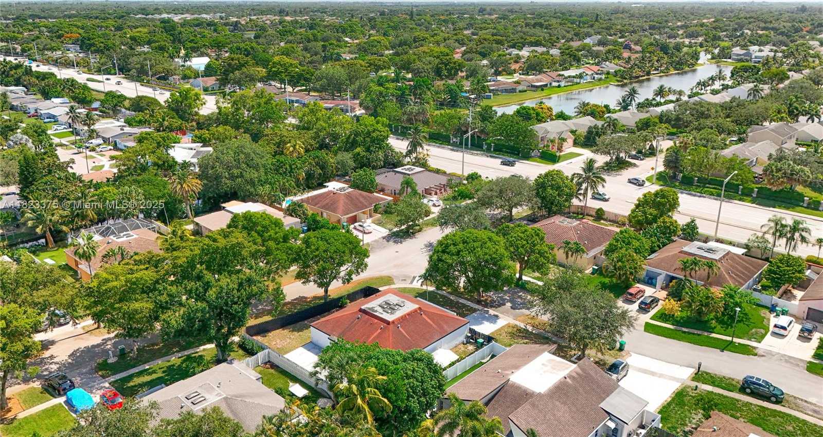 Small Image of 4996 SOUTH WEST 95TH AVE, Cooper City Number 38