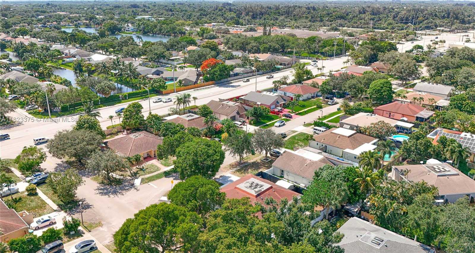 Small Image of 4996 SOUTH WEST 95TH AVE, Cooper City Number 42