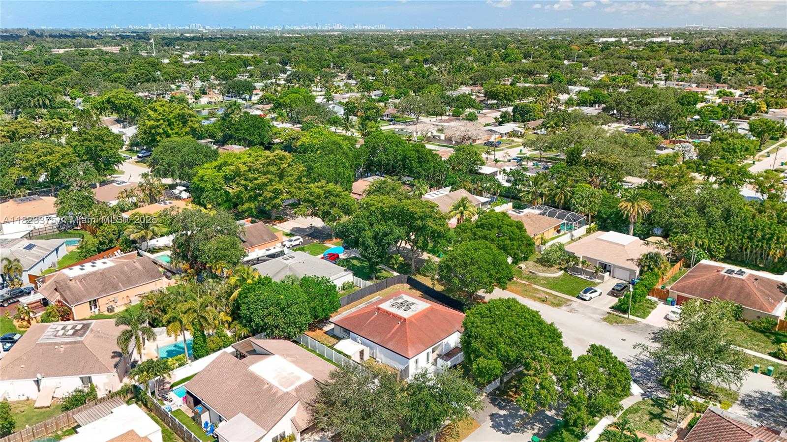 Small Image of 4996 SOUTH WEST 95TH AVE, Cooper City Number 49