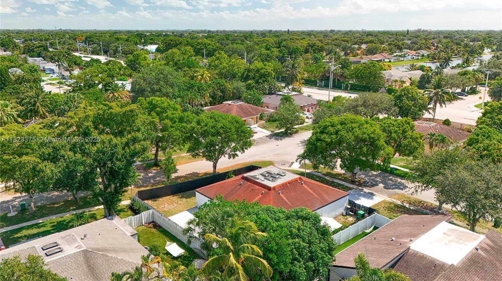 Small Image of 4996 SOUTH WEST 95TH AVE, Cooper City Number 51