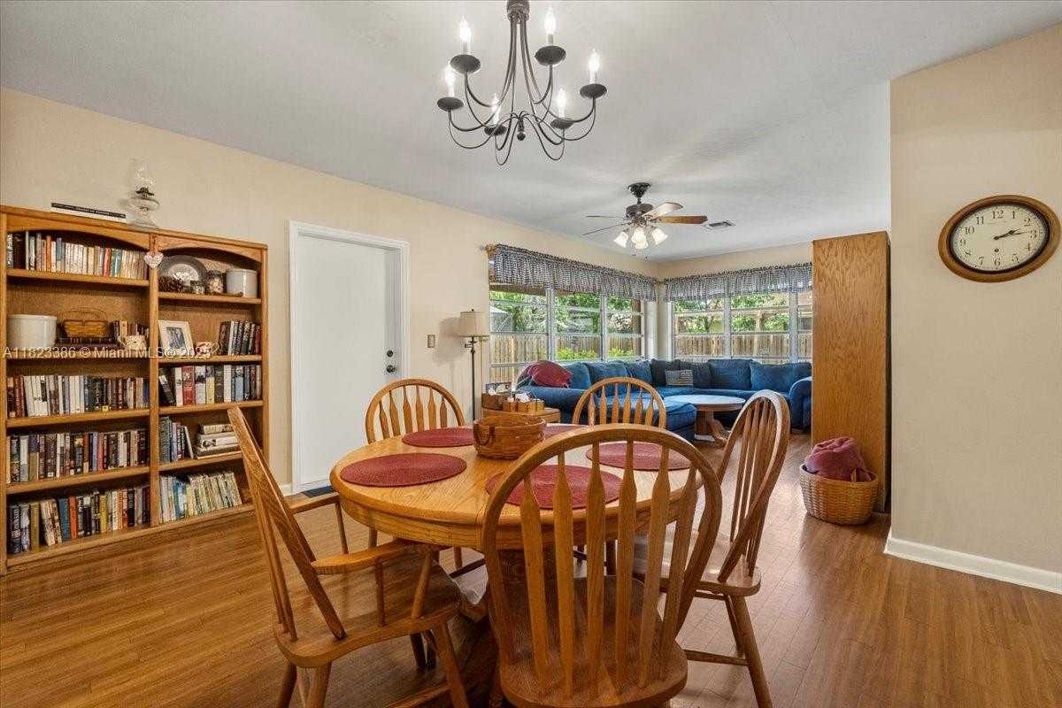 Small Image of 404 NORTH EAST 11TH AVE, Pompano Beach Number 15