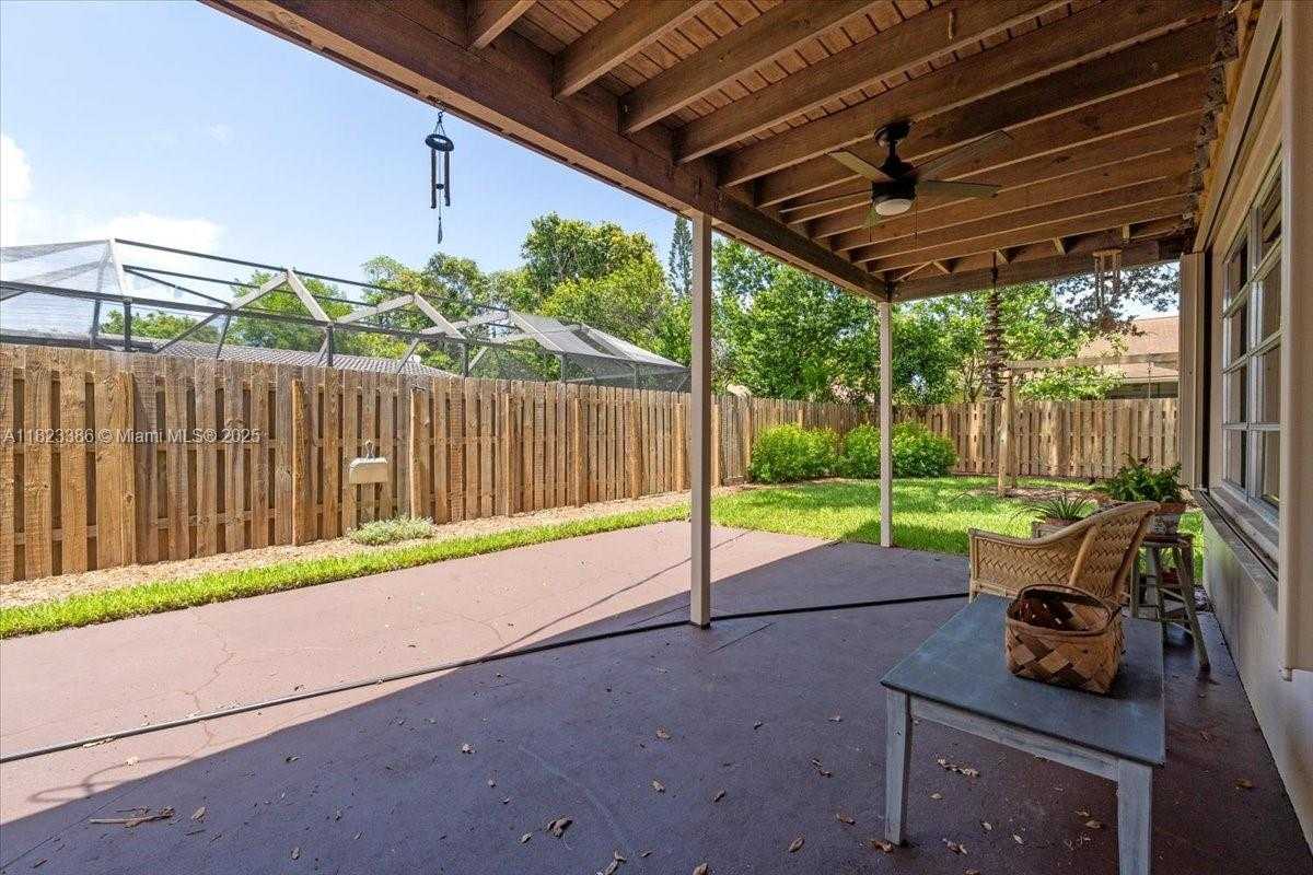 Small Image of 404 NORTH EAST 11TH AVE, Pompano Beach Number 34