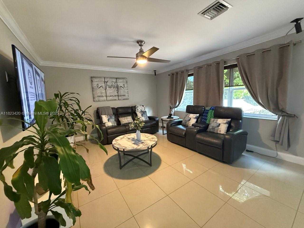 Small Image of 4280 NORTH WEST 1ST PL, Deerfield Beach Number 12