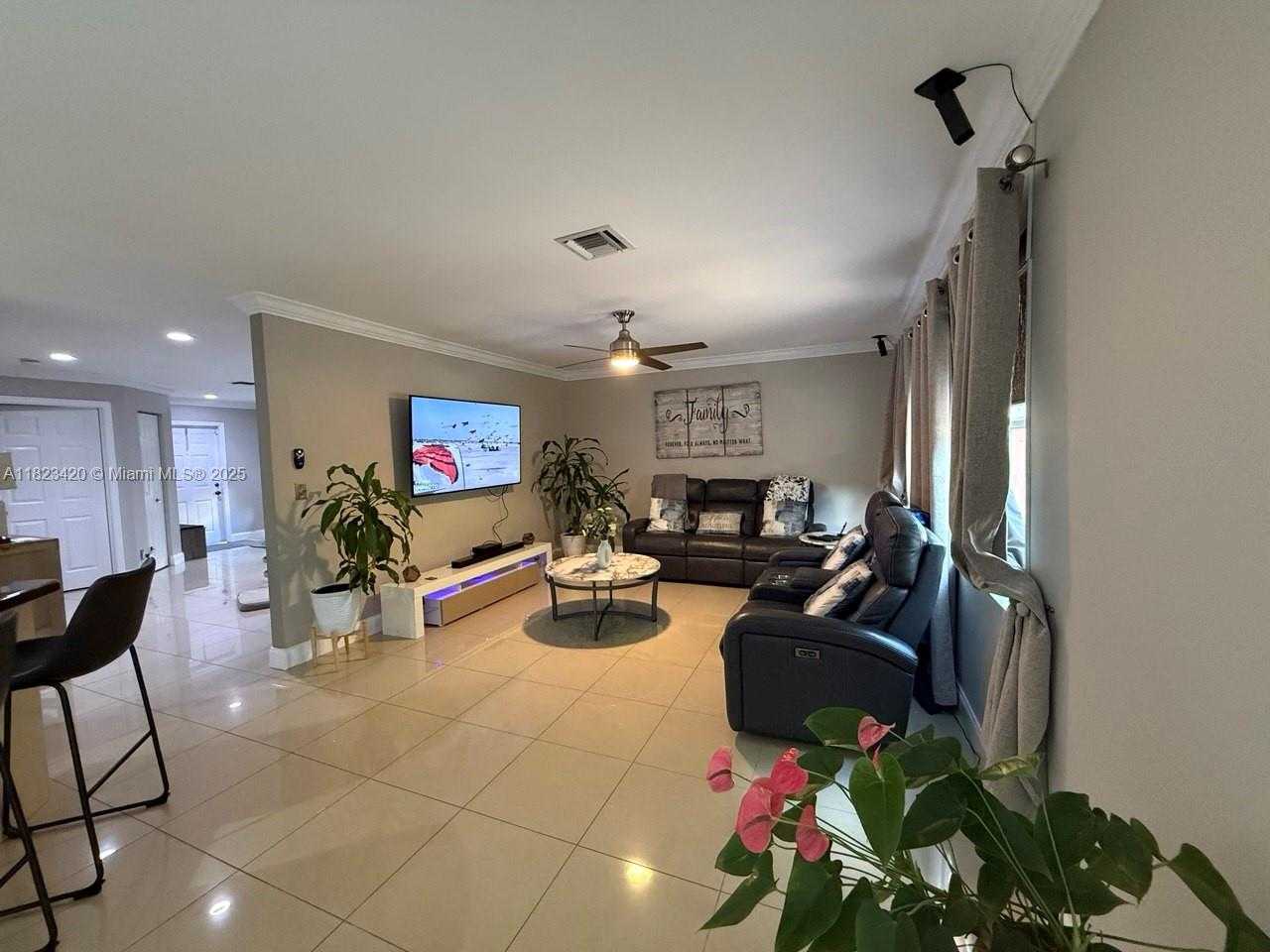 Small Image of 4280 NORTH WEST 1ST PL, Deerfield Beach Number 13