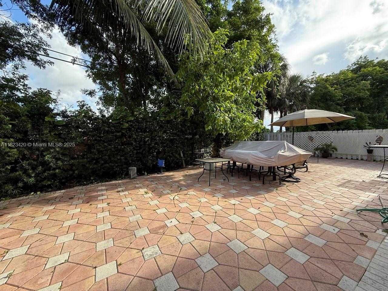 Small Image of 4280 NORTH WEST 1ST PL, Deerfield Beach Number 25