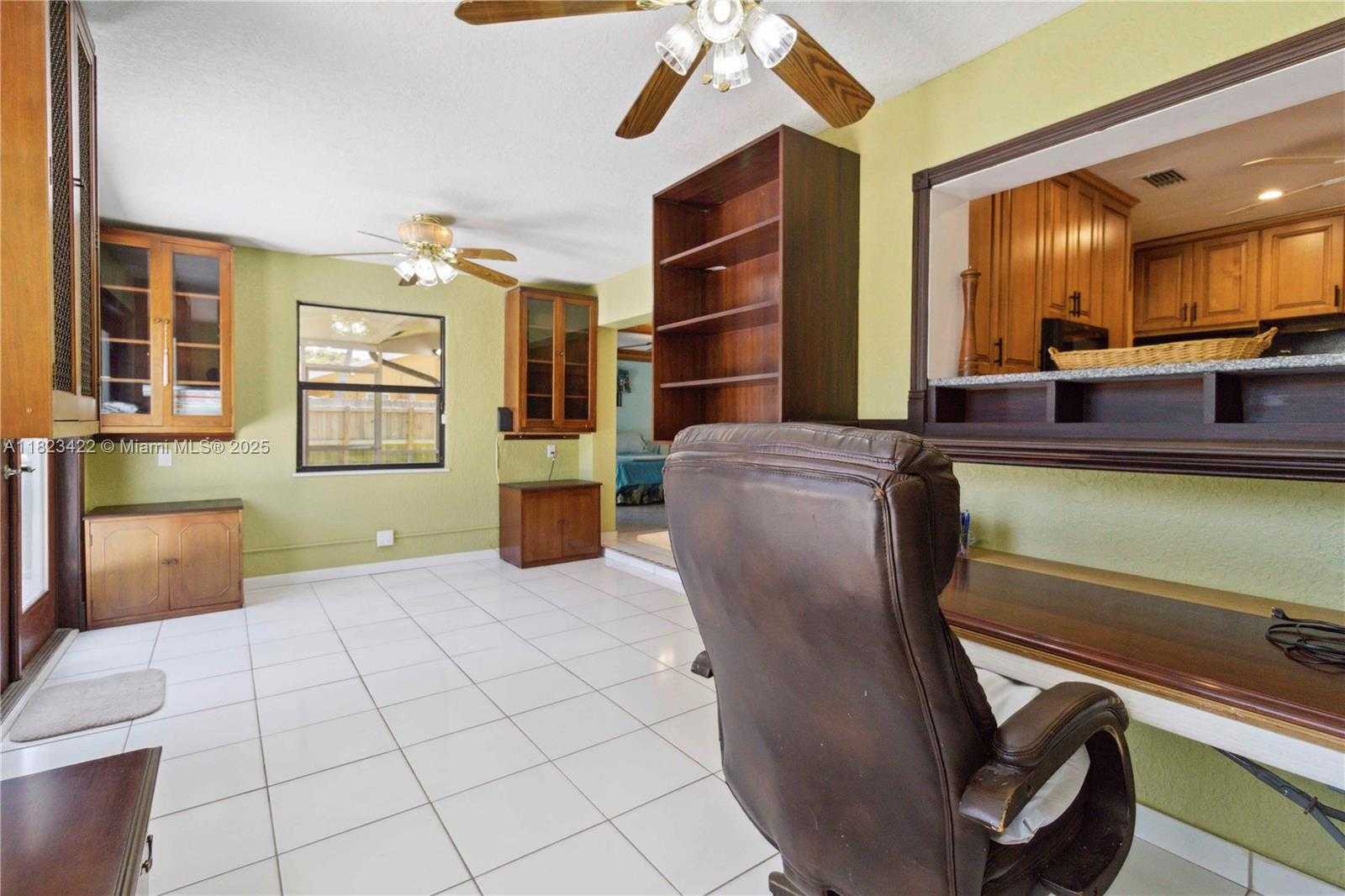Small Image of 134 EAST PALM DR, Margate Number 15