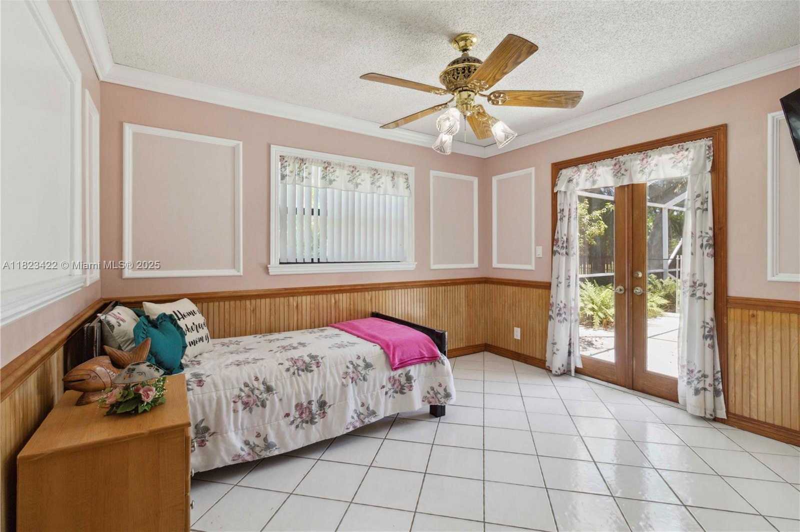 Small Image of 134 EAST PALM DR, Margate Number 25