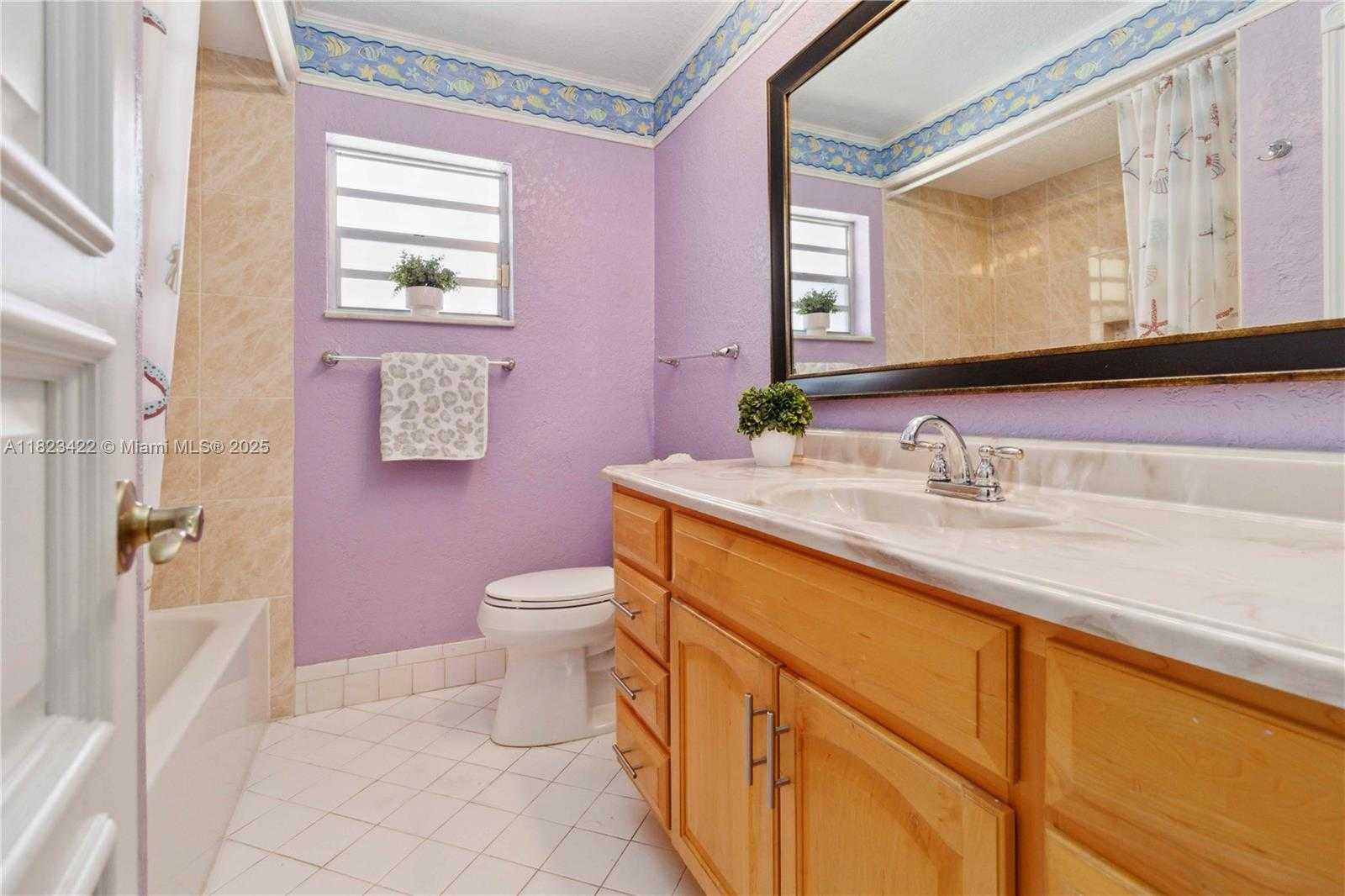 Small Image of 134 EAST PALM DR, Margate Number 28